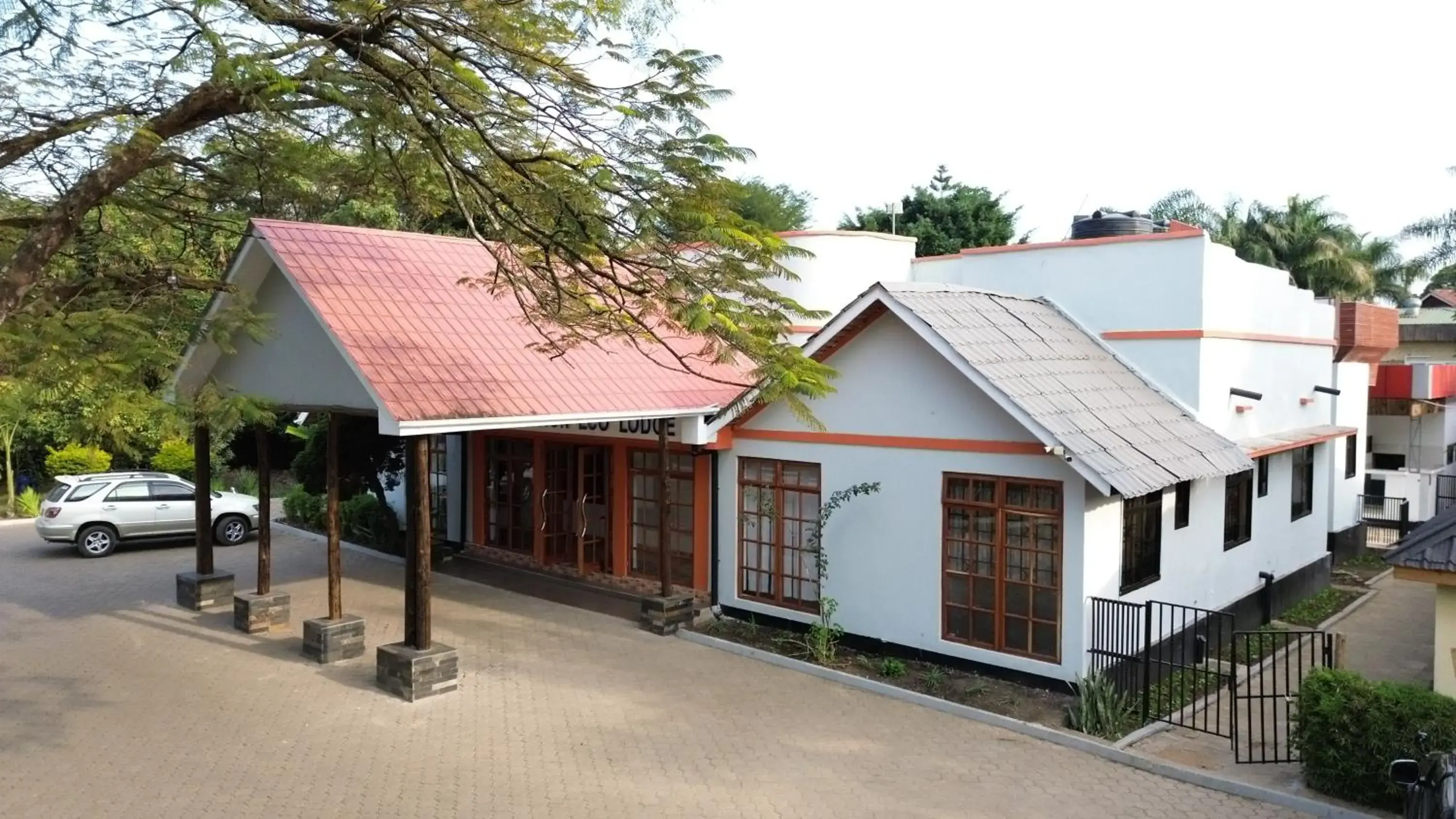 Blue Junction Eco Lodge Blue Junction Eco Lodge