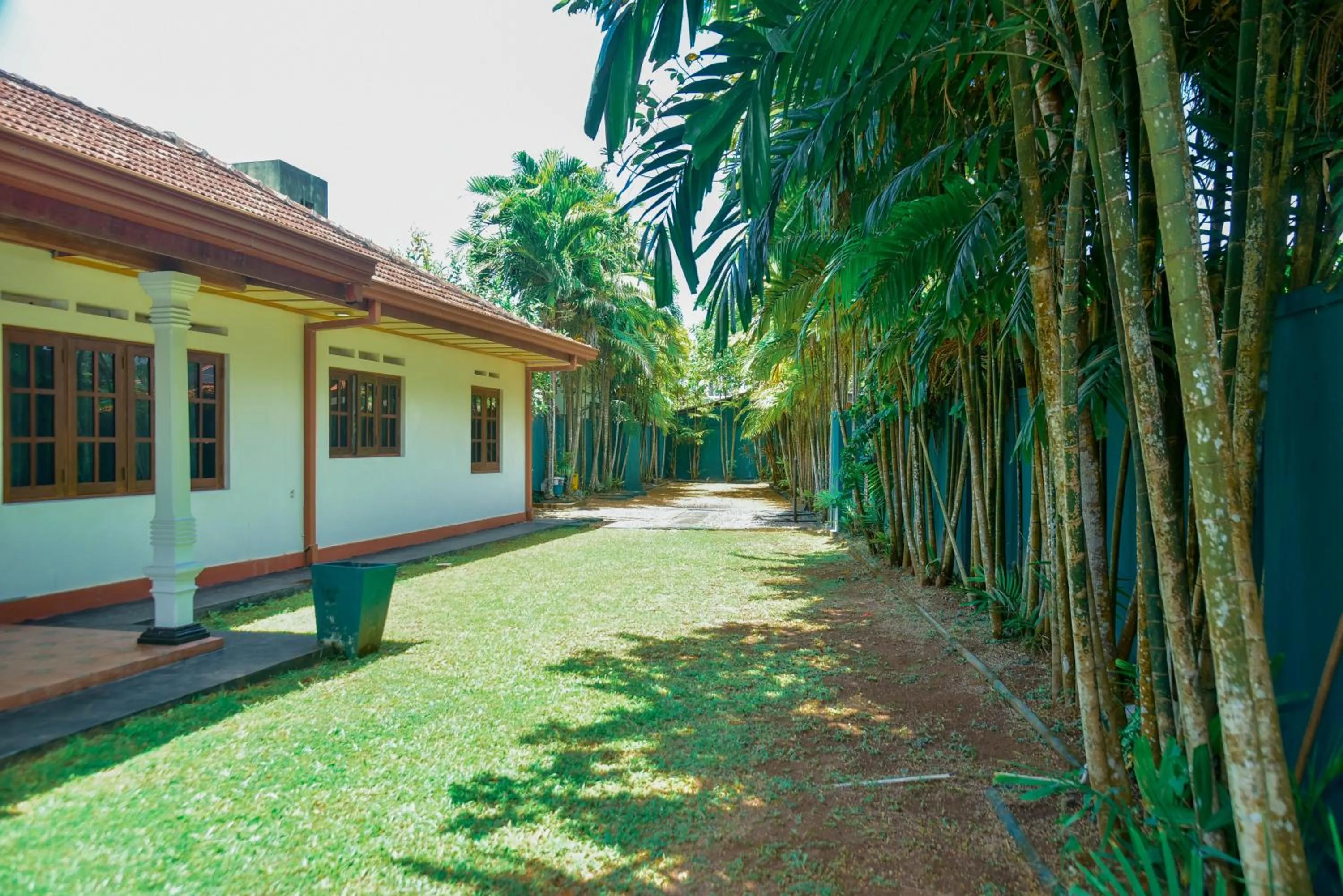 Garden in Villa Thotiya