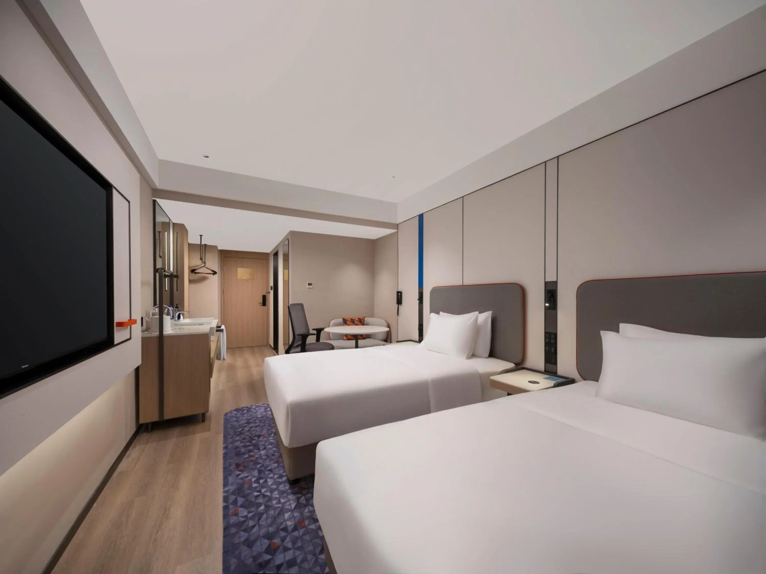 Standard Room with Two Single Beds in Holiday Inn Express Qingdao Downtown by IHG Standard Room with Two Single Beds in Holiday Inn Express Qingdao Downtown by IHG