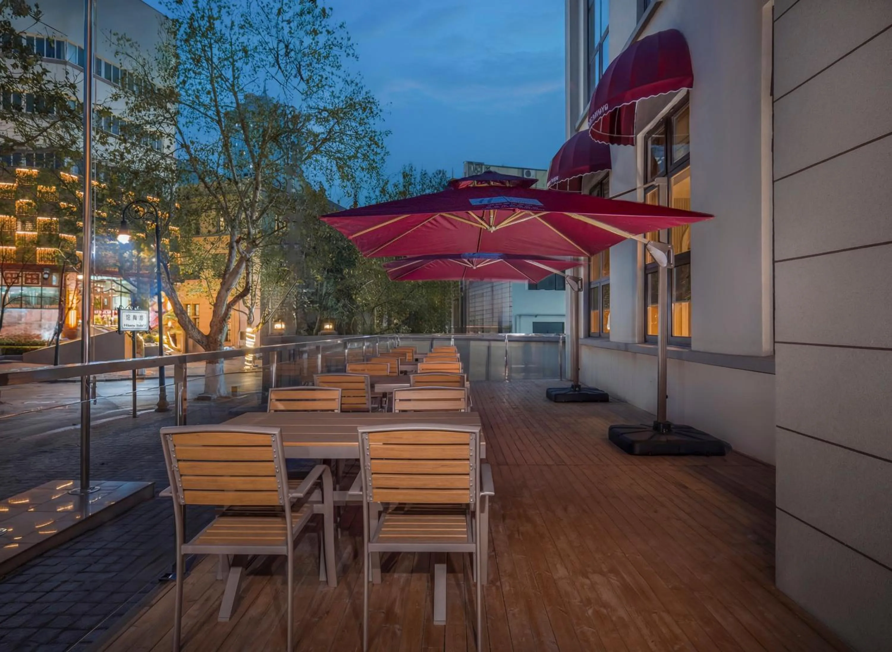 Property building in Holiday Inn Express Qingdao Downtown by IHG