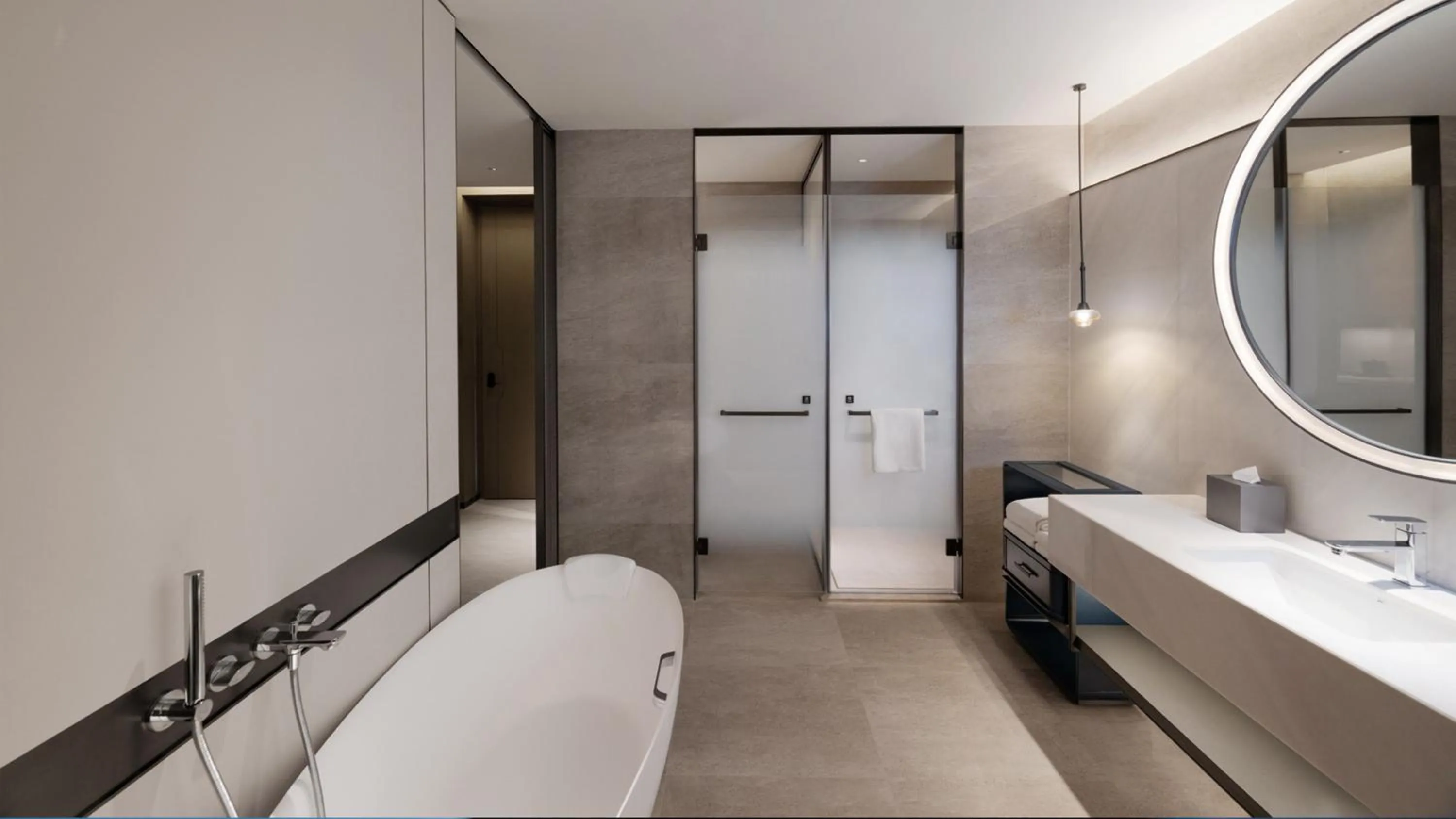 Photo of the whole room in Crowne Plaza Weihai Binhai by IHG