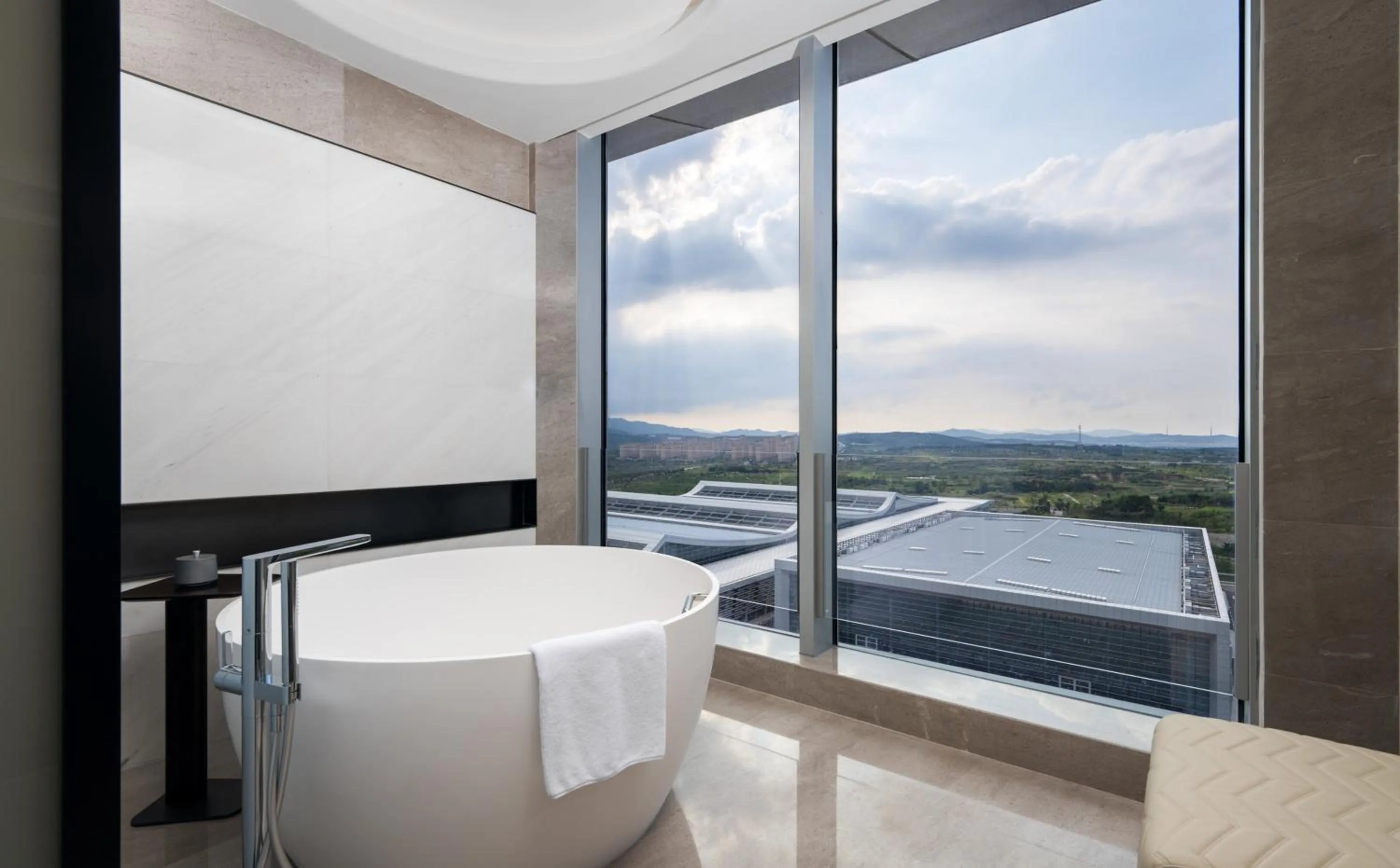 Photo of the whole room in Crowne Plaza Weihai Binhai by IHG