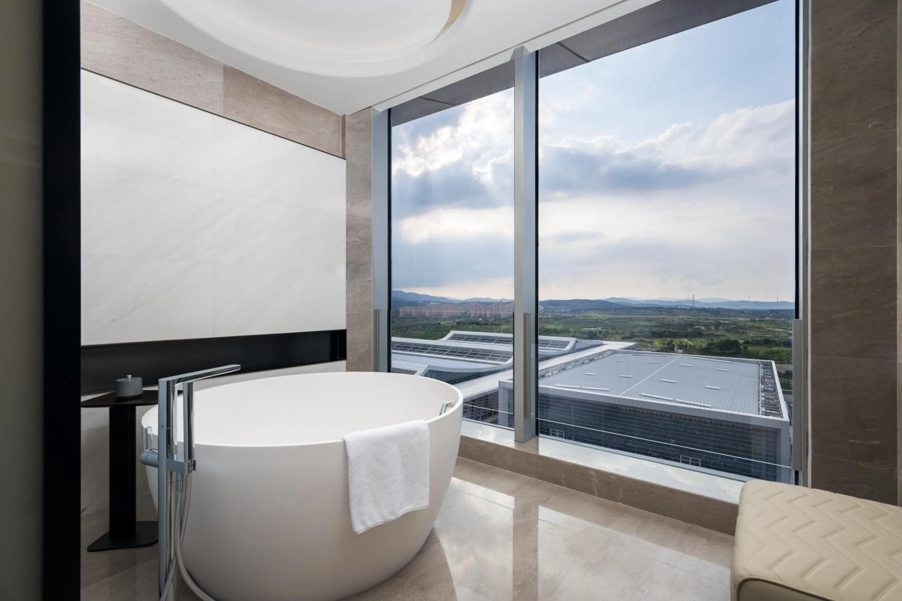 Bathroom in Crowne Plaza Weihai Binhai by IHG