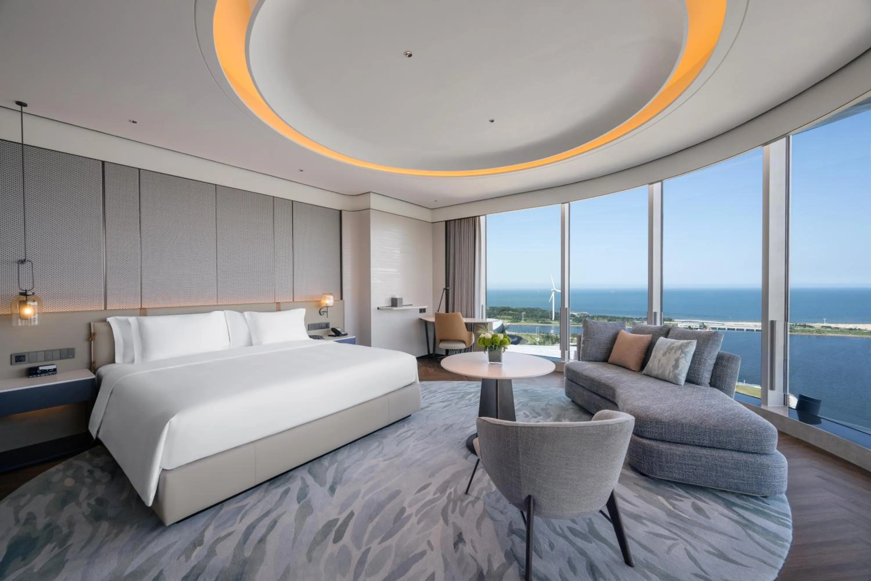 Crowne Plaza Weihai Binhai by IHG