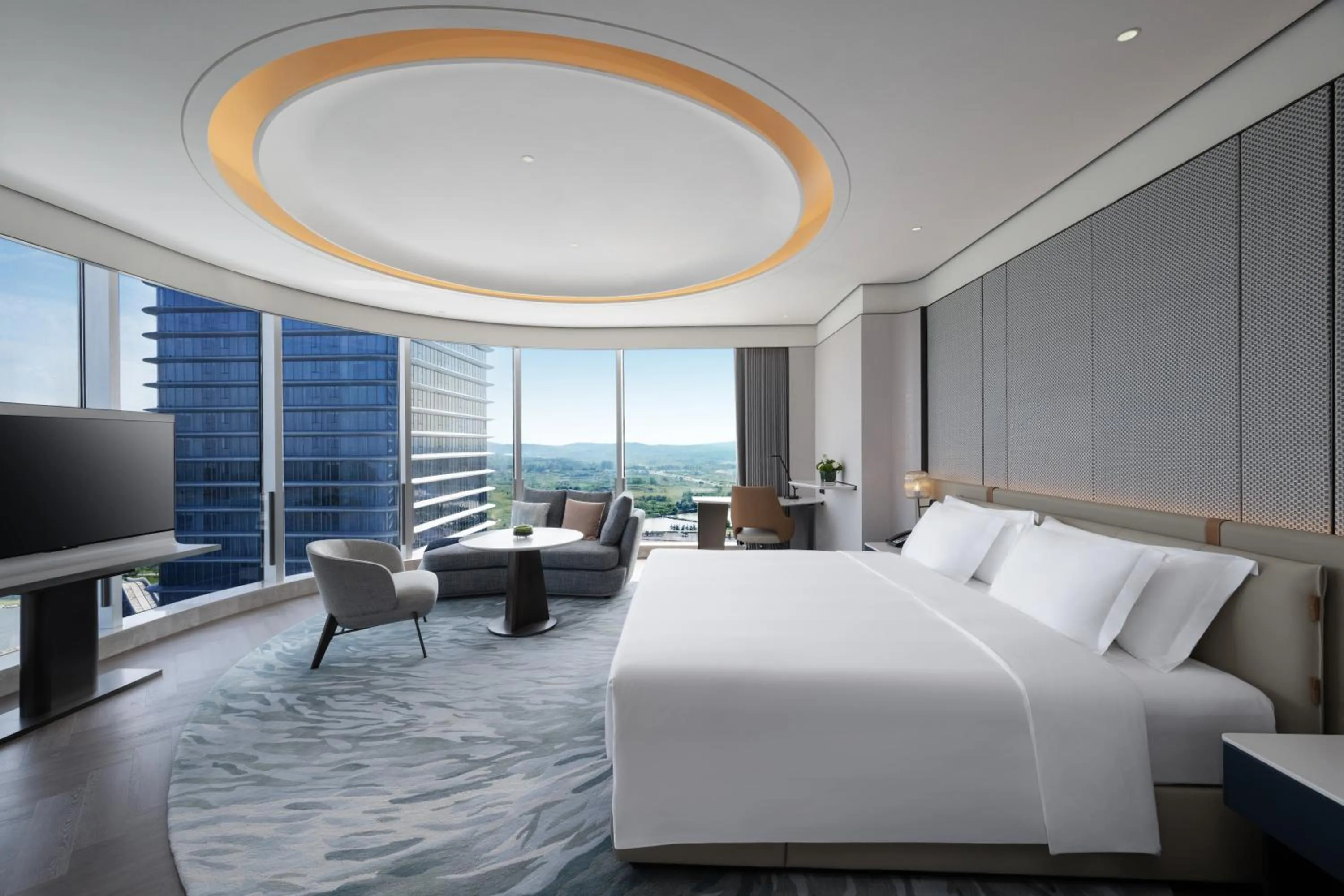 Crowne Plaza Weihai Binhai by IHG