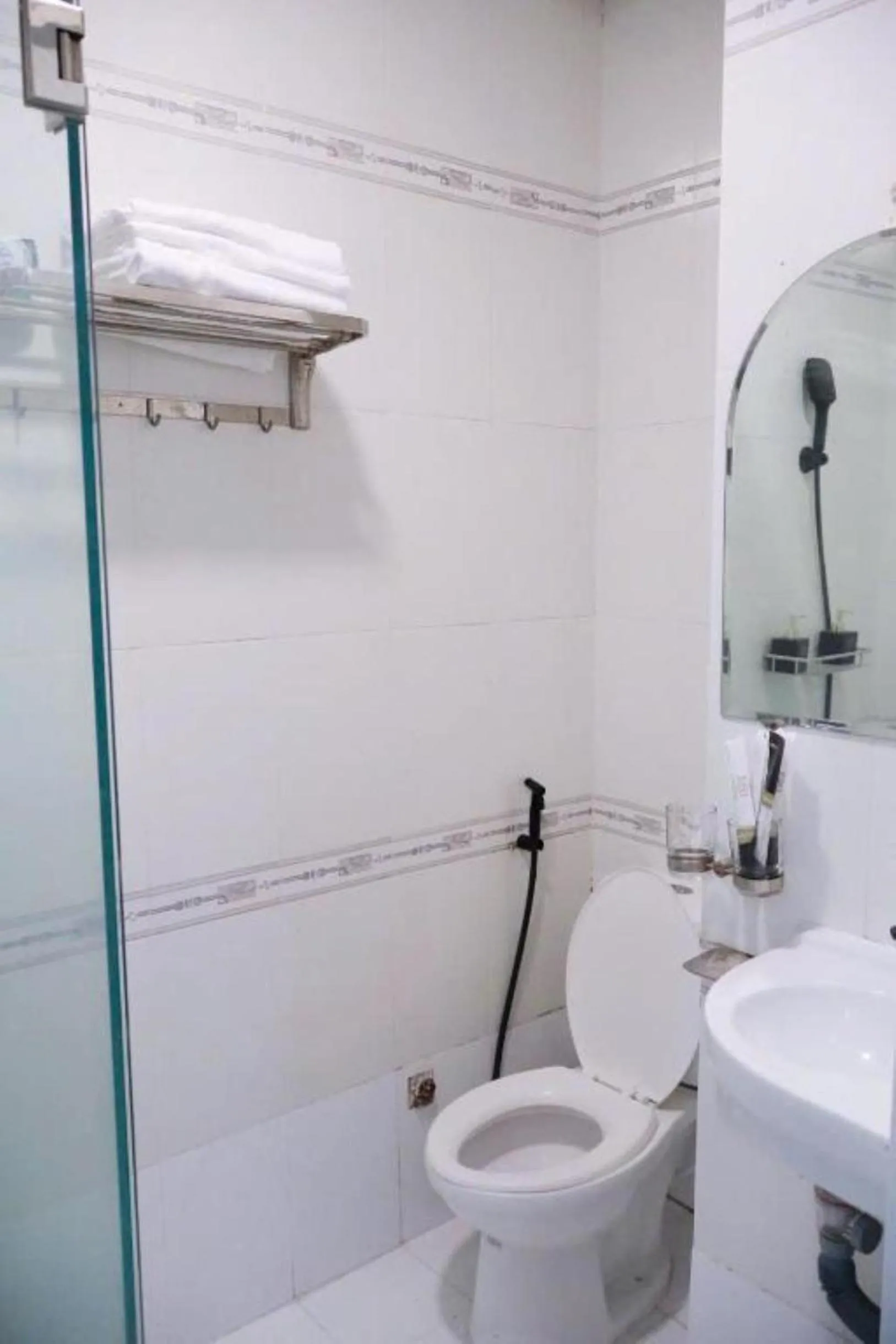 Shower in Lai Hotel Premium