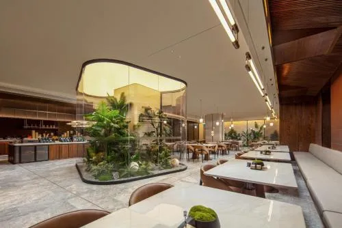 Atour Hotel Shenzhen CBD Futian Metro Station
