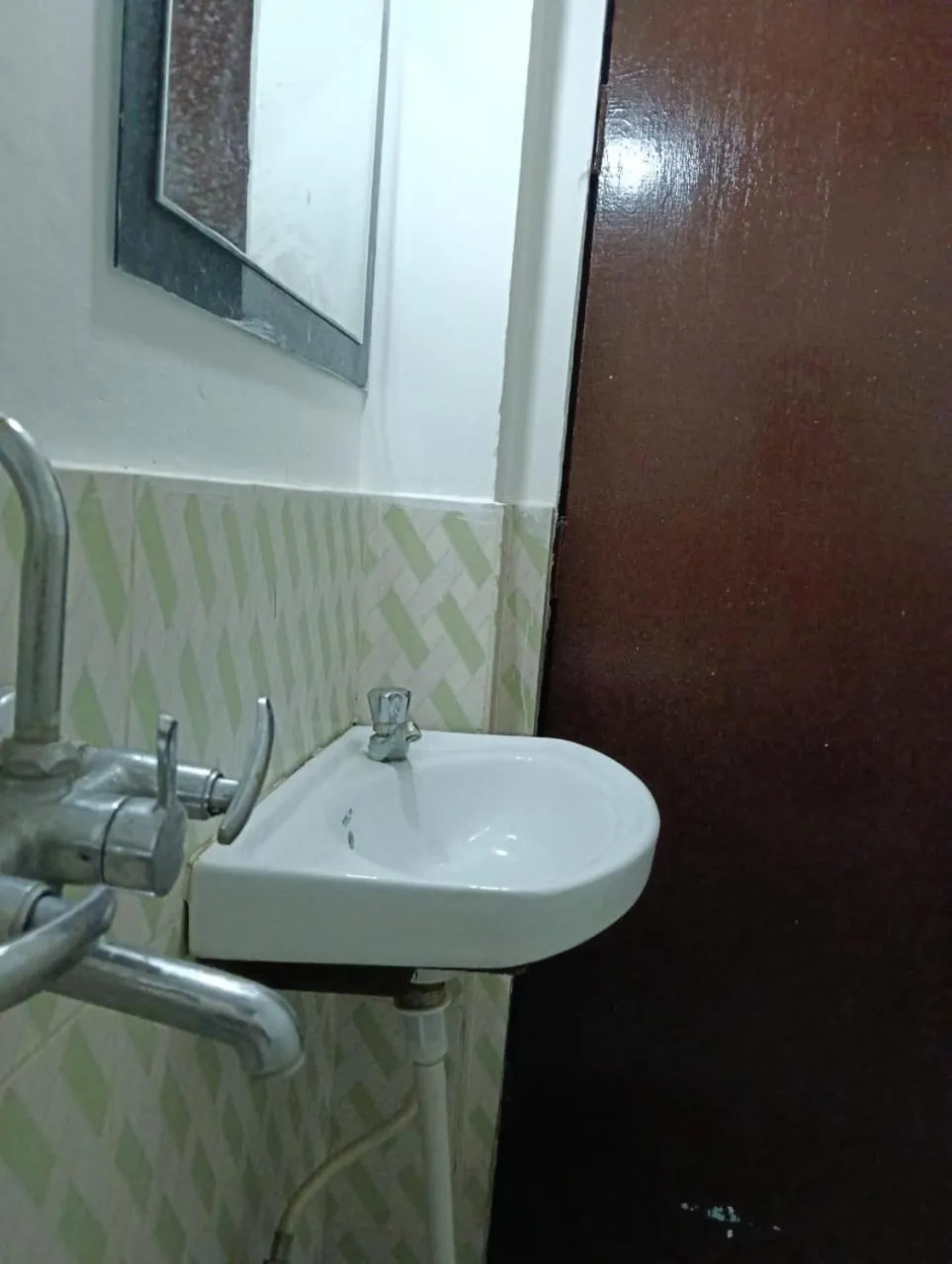 Bathroom in Banaras Rest House