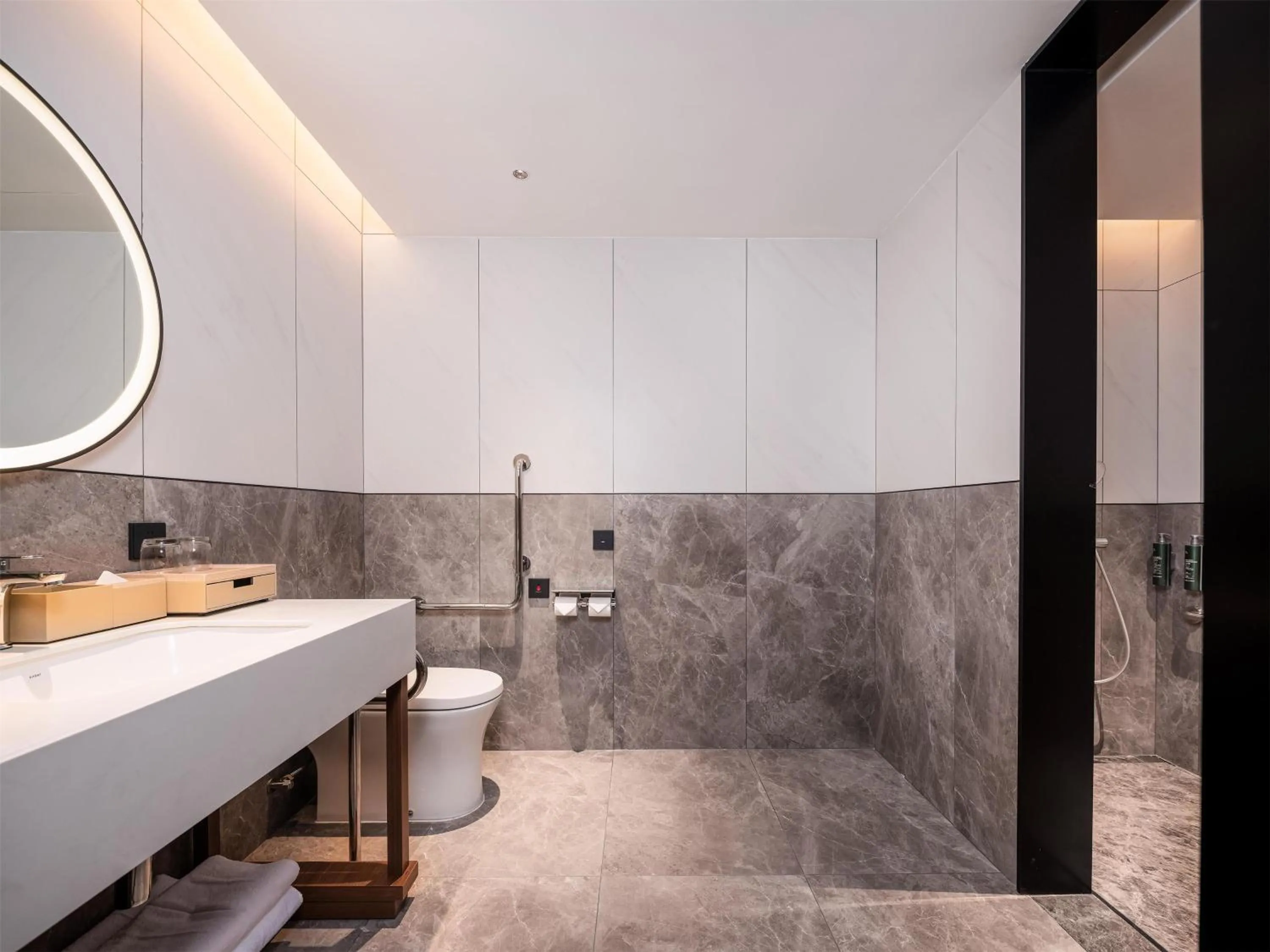 Bathroom in Hilton Garden Inn Huangshan Huizhou