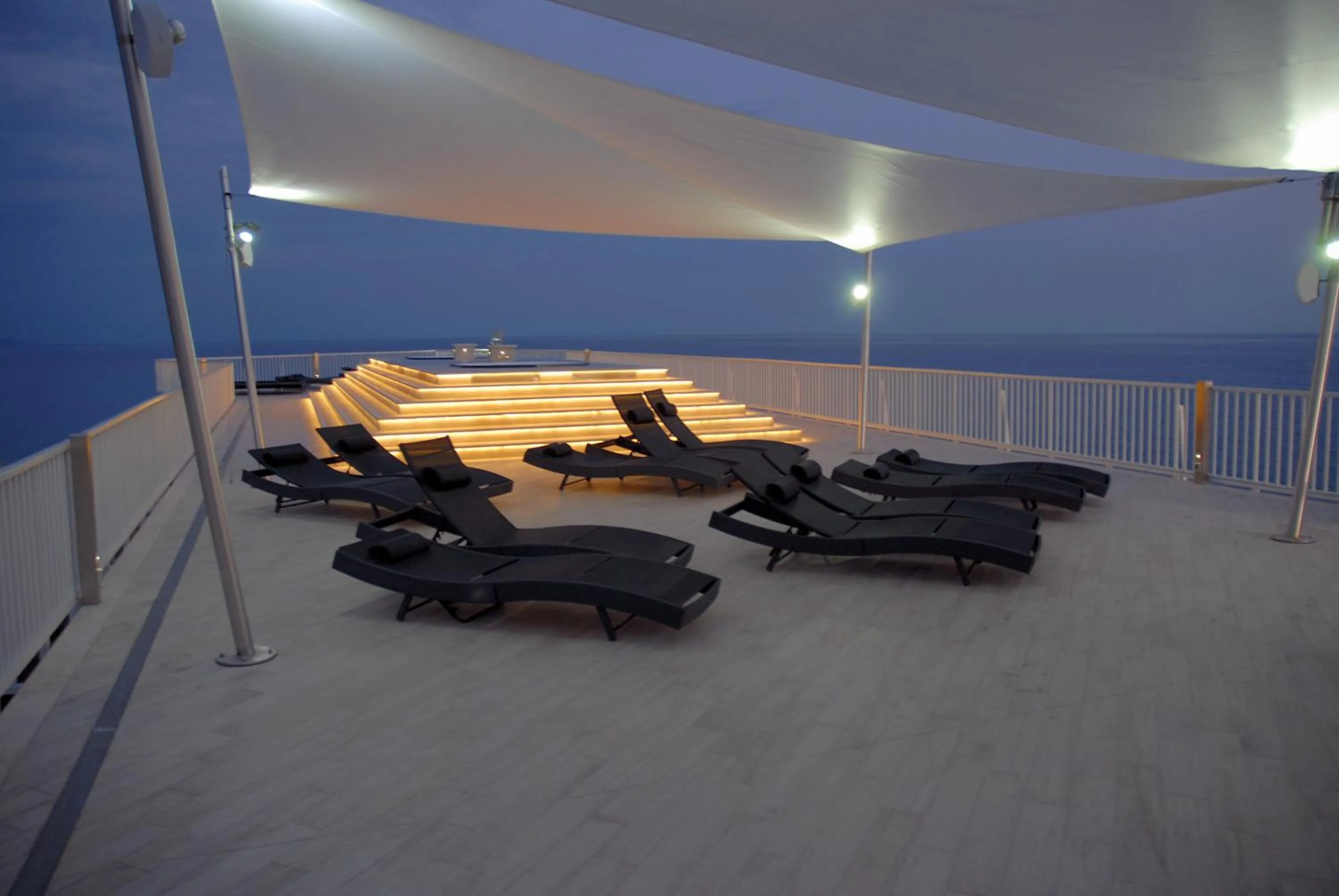 Night in Grand Hotel L'Approdo