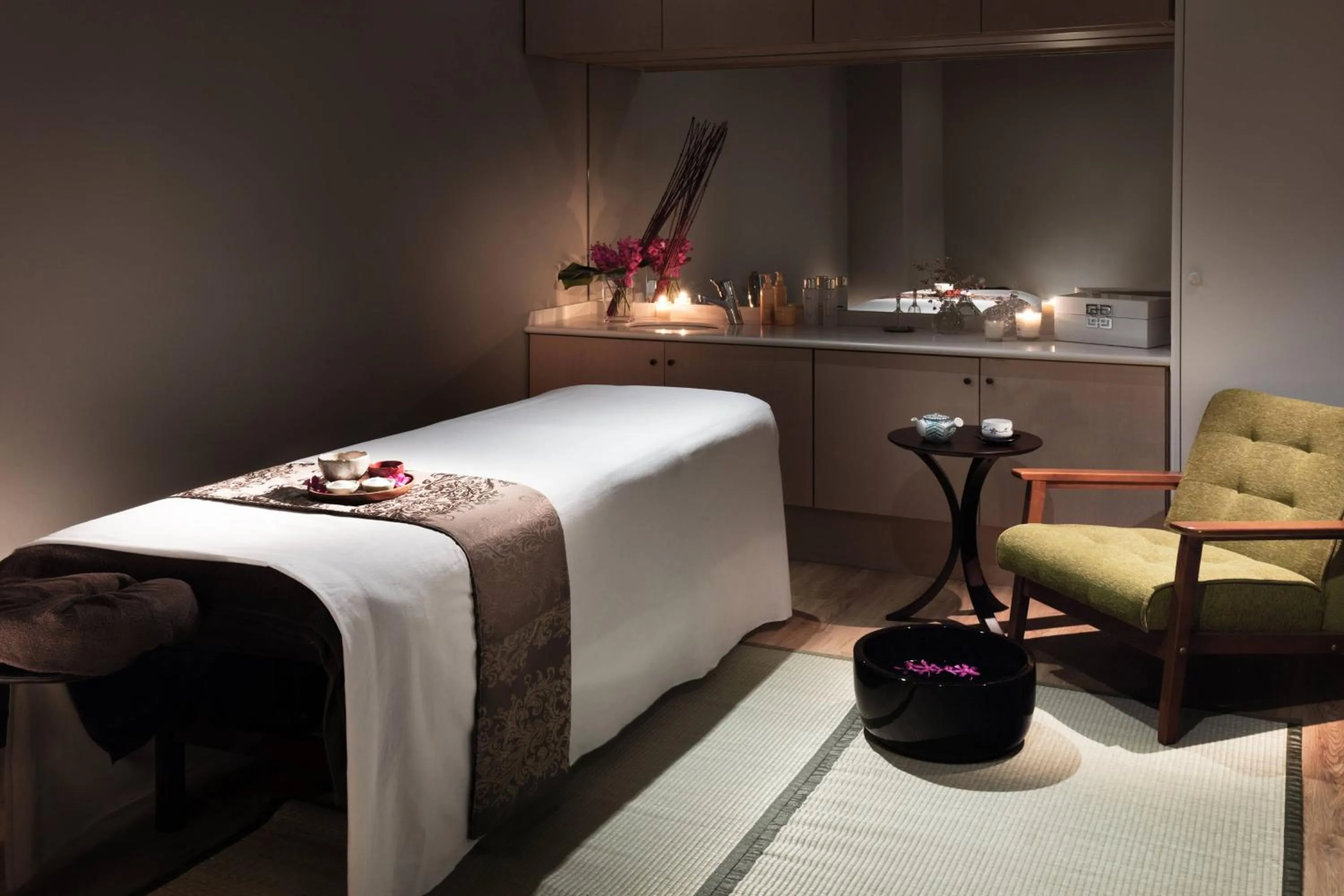 Spa and wellness centre/facilities, Bed in Karuizawa Marriott Hotel