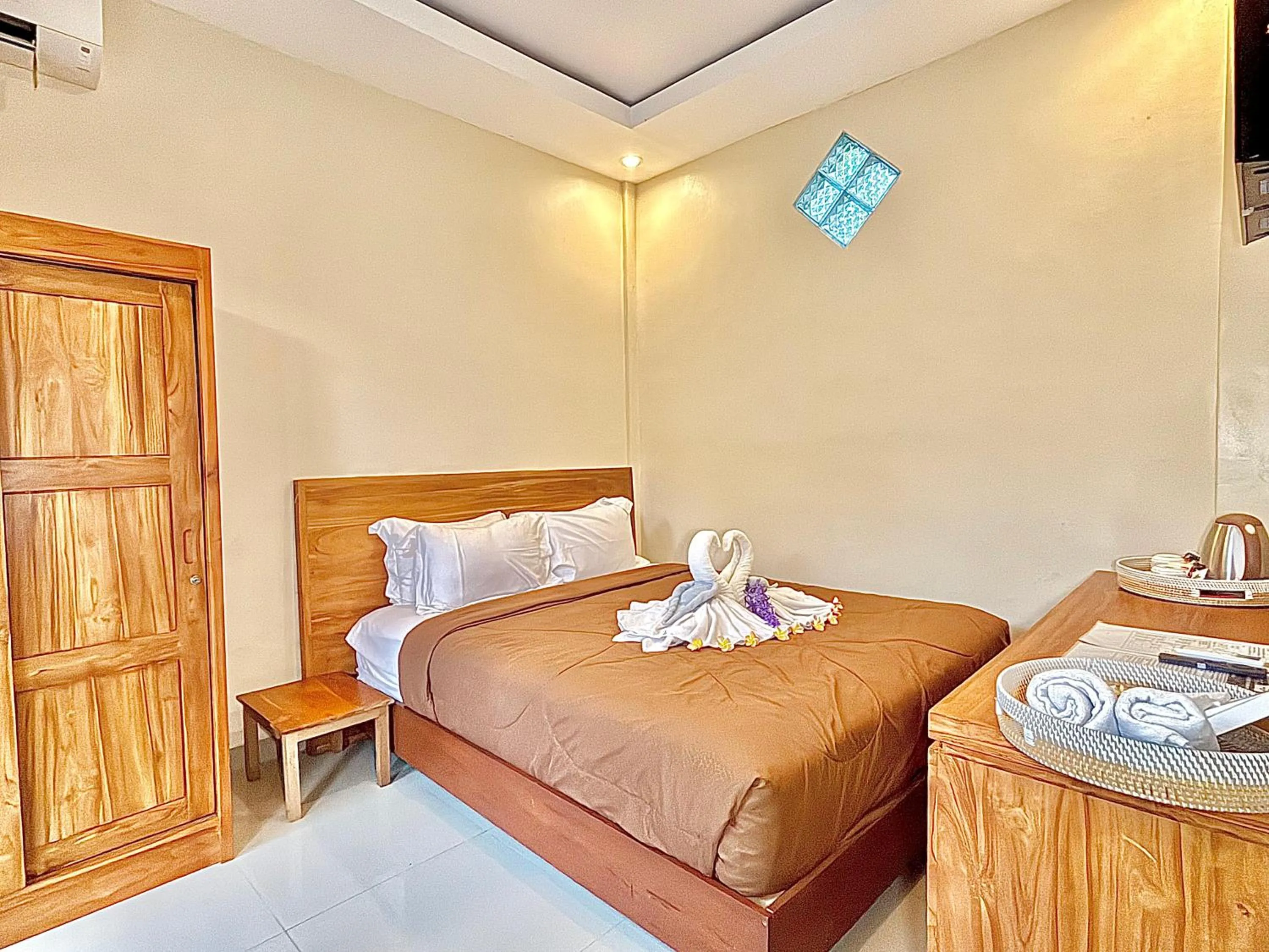 Bedroom, Bed in Kamayu Ubud by Puri Signatures