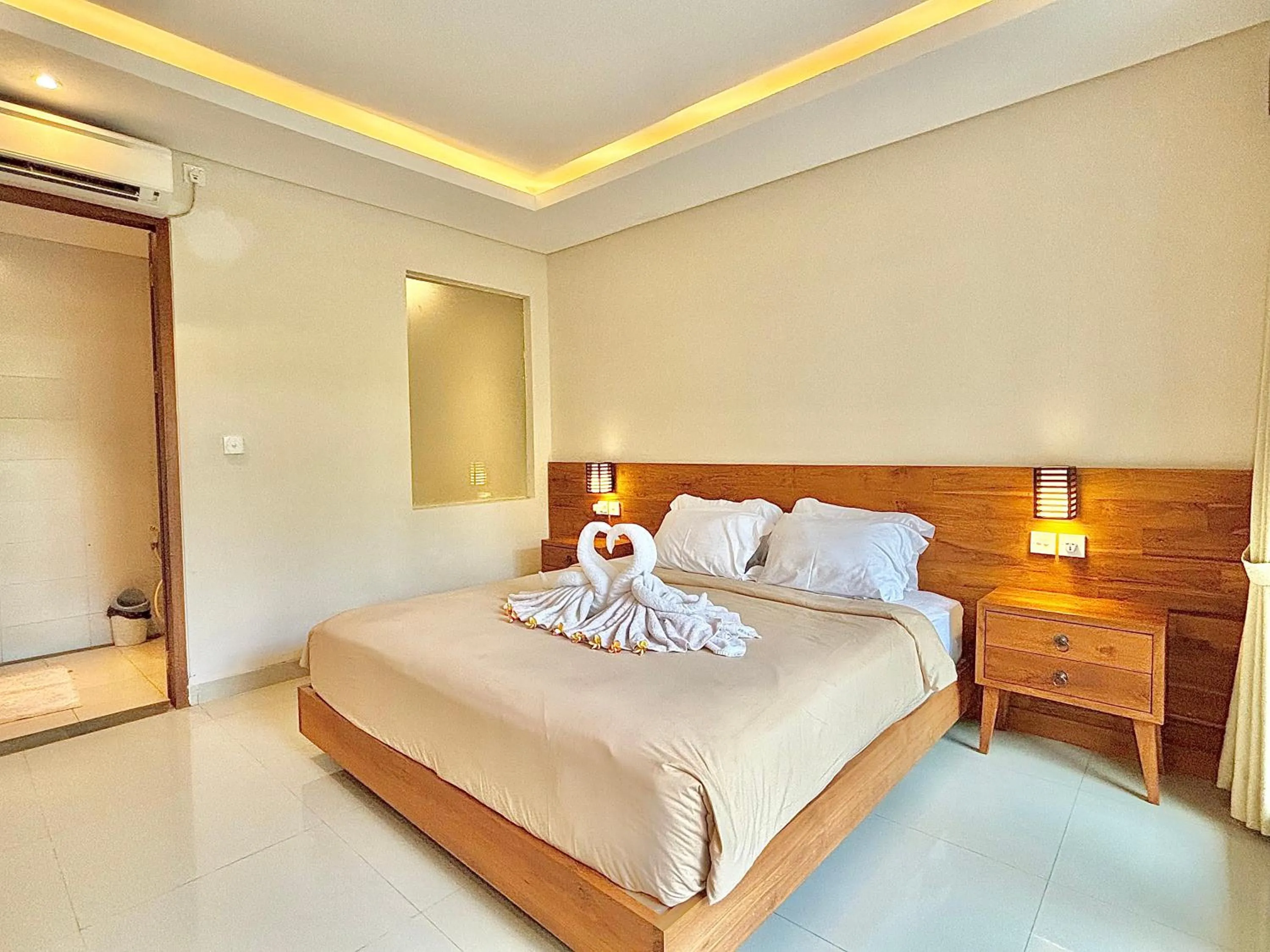 Bedroom, Bed in Kamayu Ubud by Puri Signatures