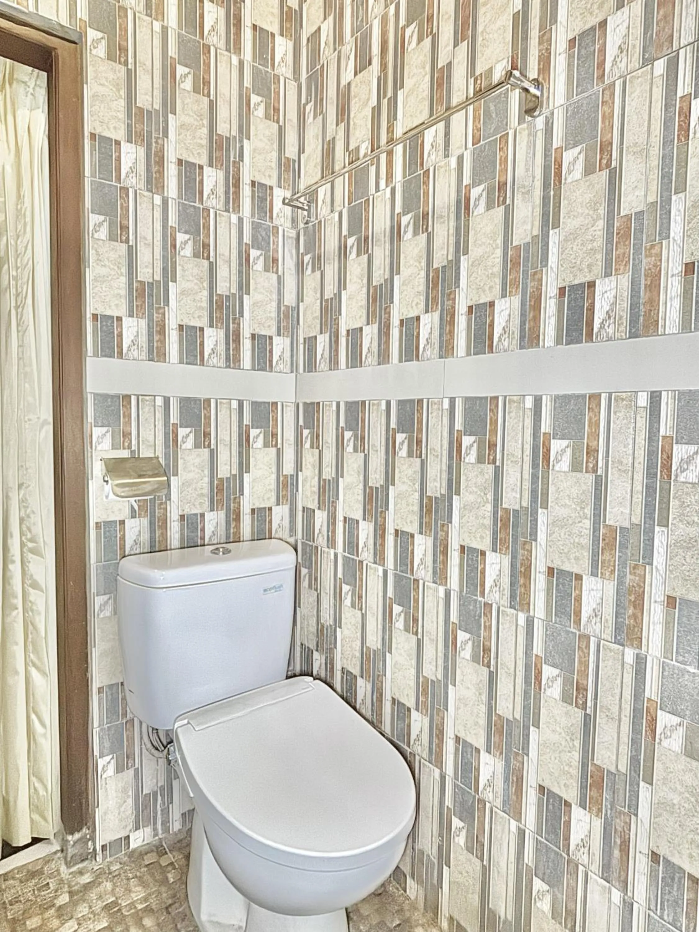 Bathroom in Kamayu Ubud by Puri Signatures