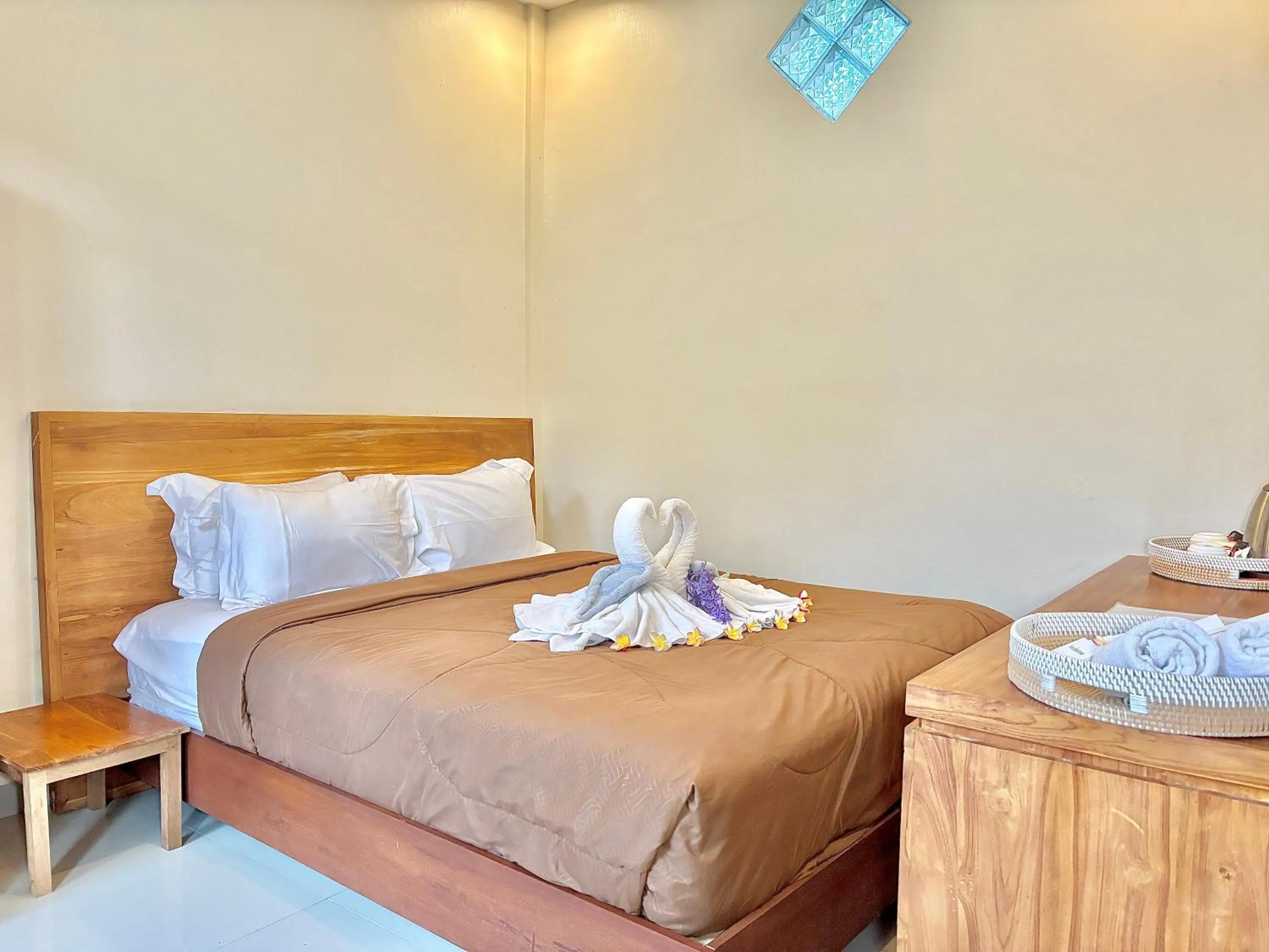 Bedroom, Bed in Kamayu Ubud by Puri Signatures