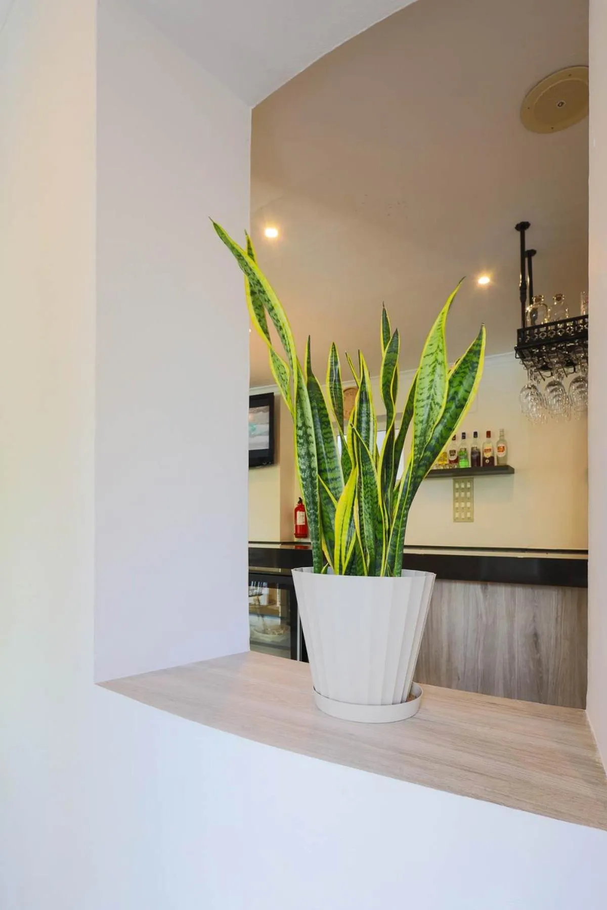 Restaurant/places to eat in Tugasa El Almendral