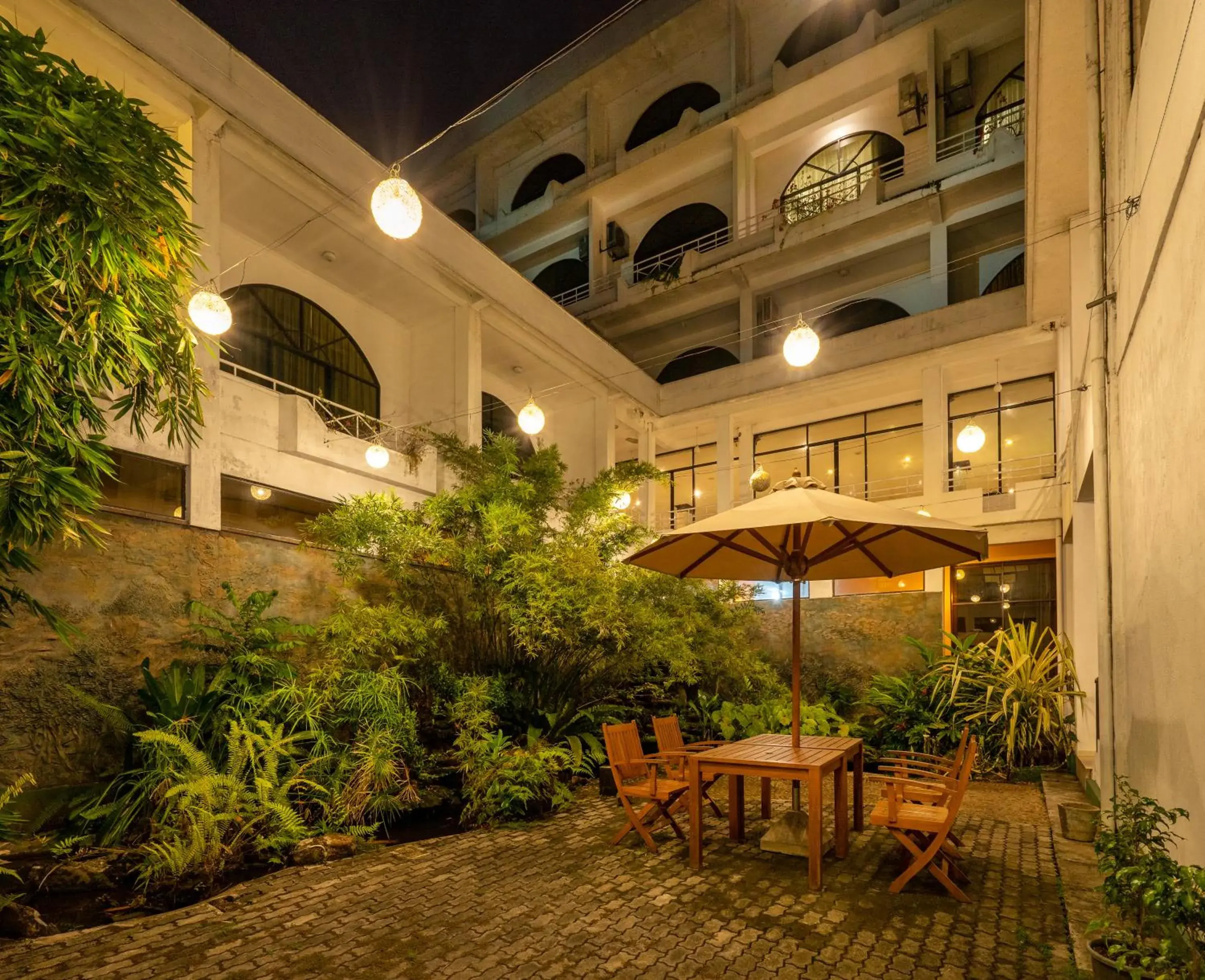 Property building in Kandyan Reach Hotel Property building in Kandyan Reach Hotel