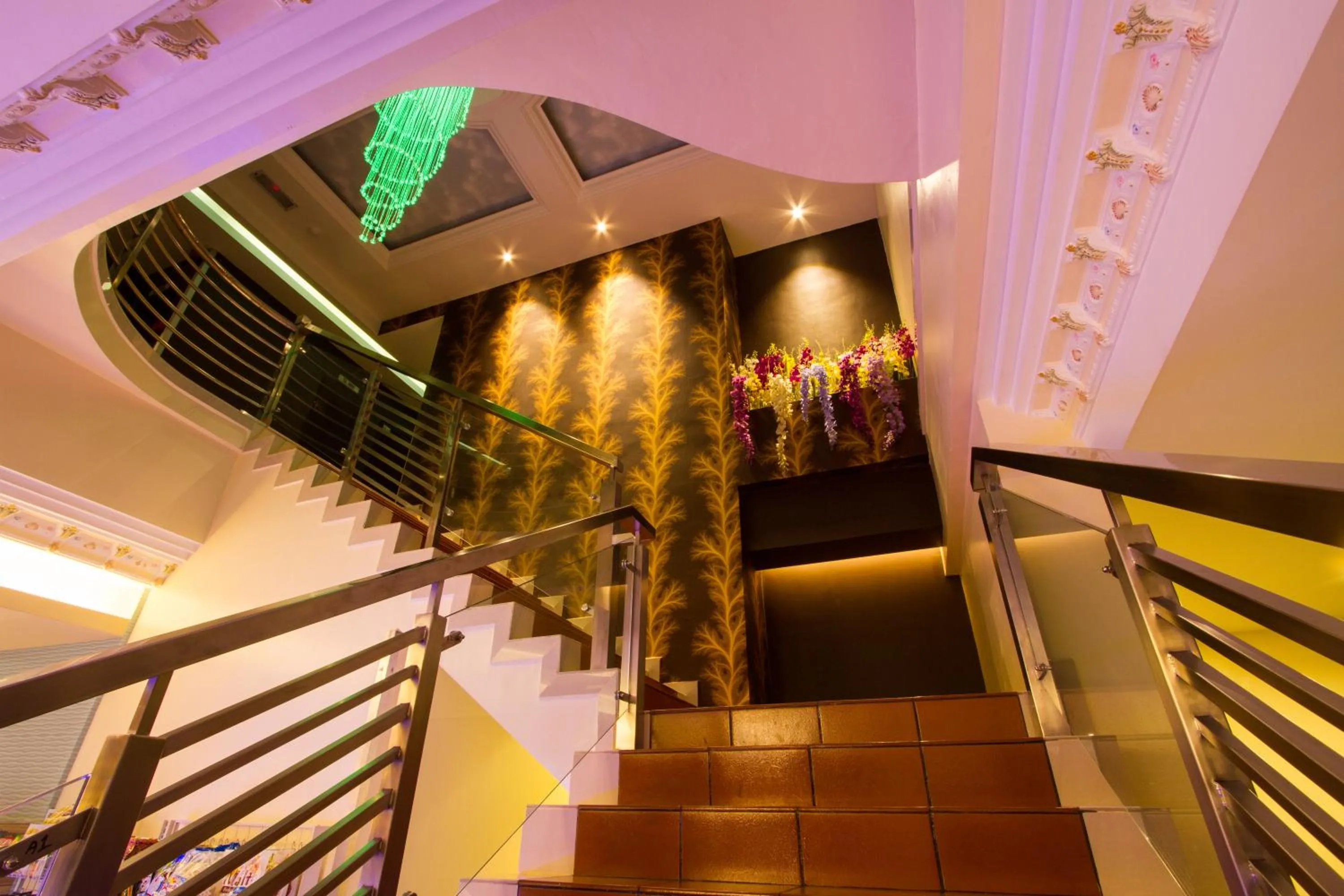 Area and facilities in JS Hotel