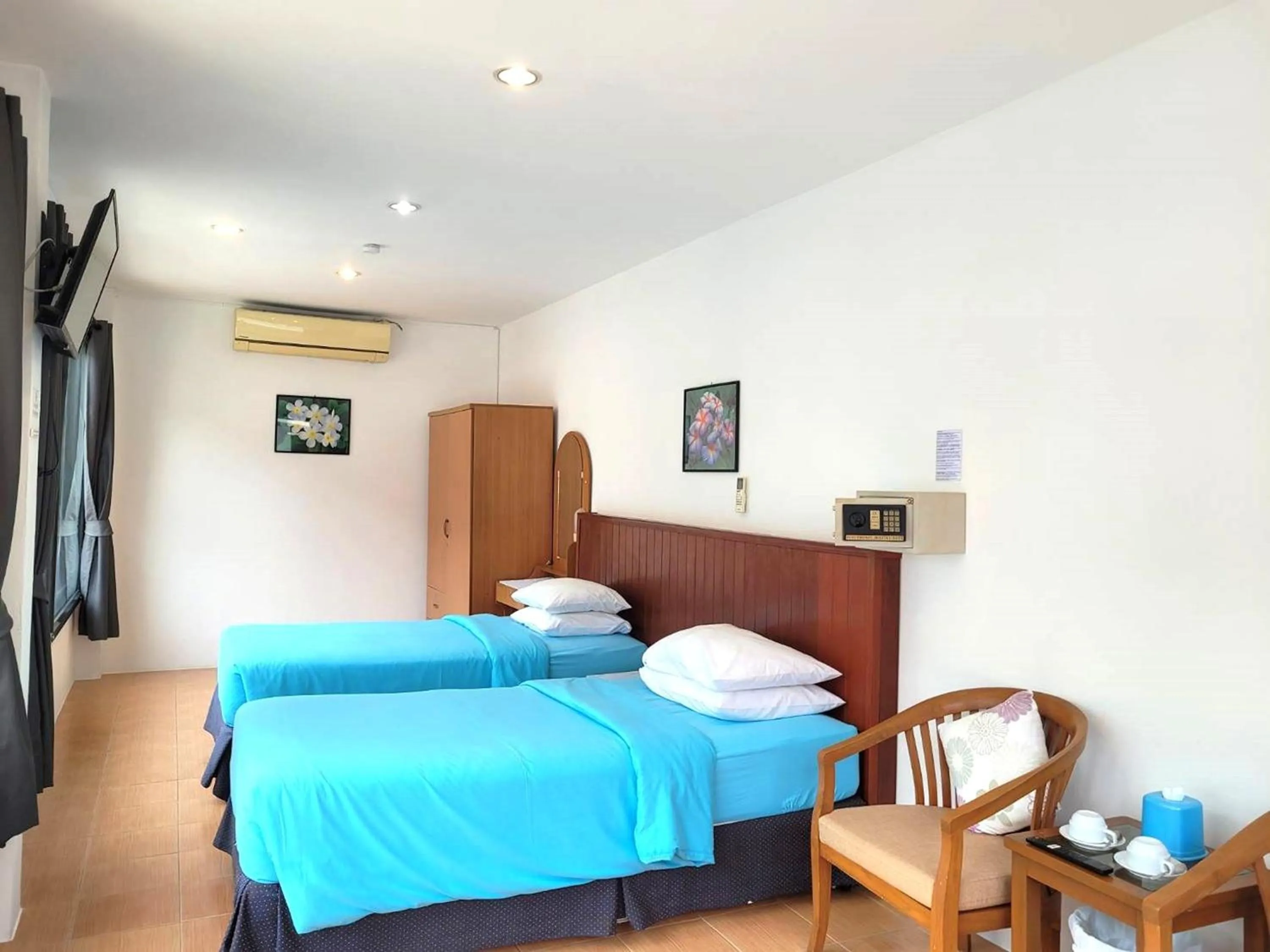 Bedroom, Bed in Rabbit Mansion Patong Hotel