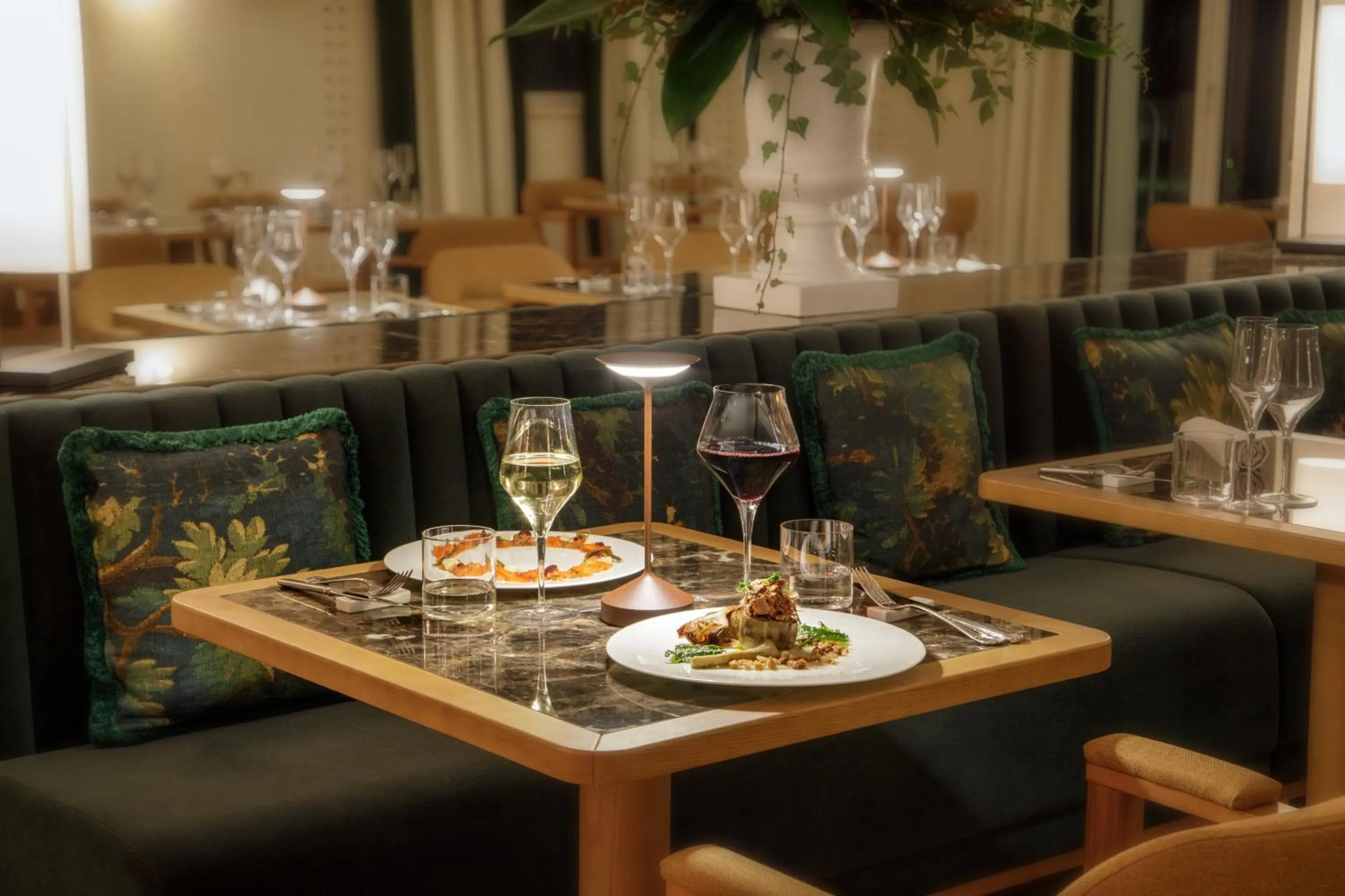 Restaurant/places to eat in Villa Miliani