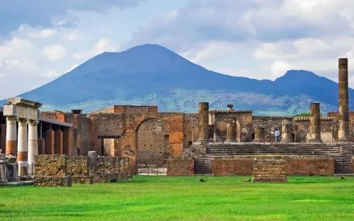 Core Amalfitano Pompeii City Suites