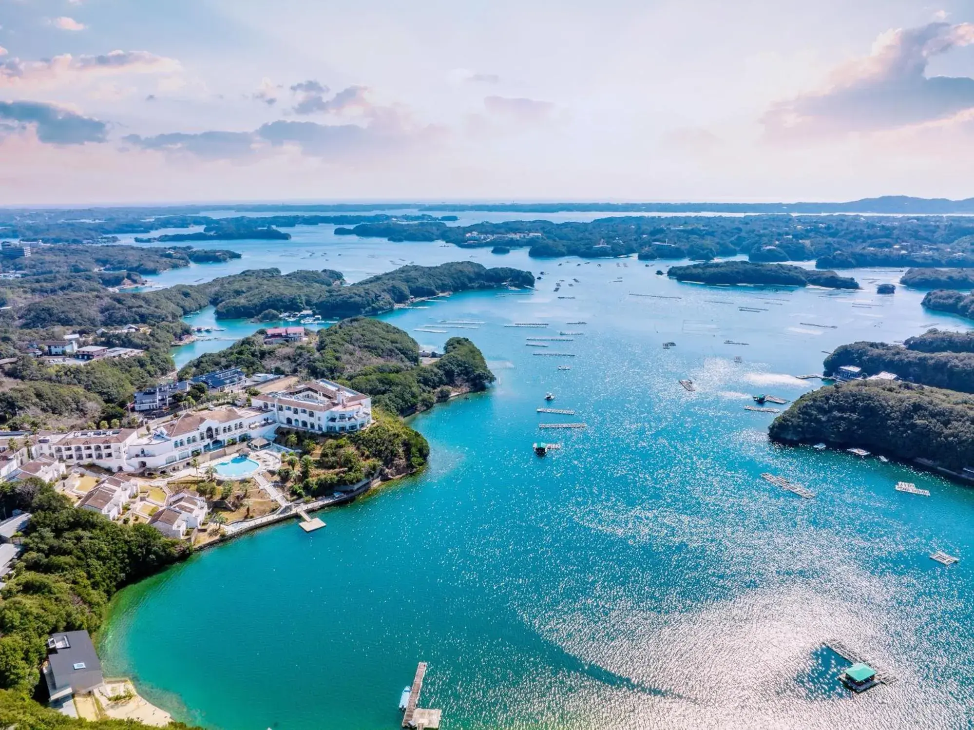 Property building in Miyako Resort Shima Bayside Terrace Property building in Miyako Resort Shima Bayside Terrace