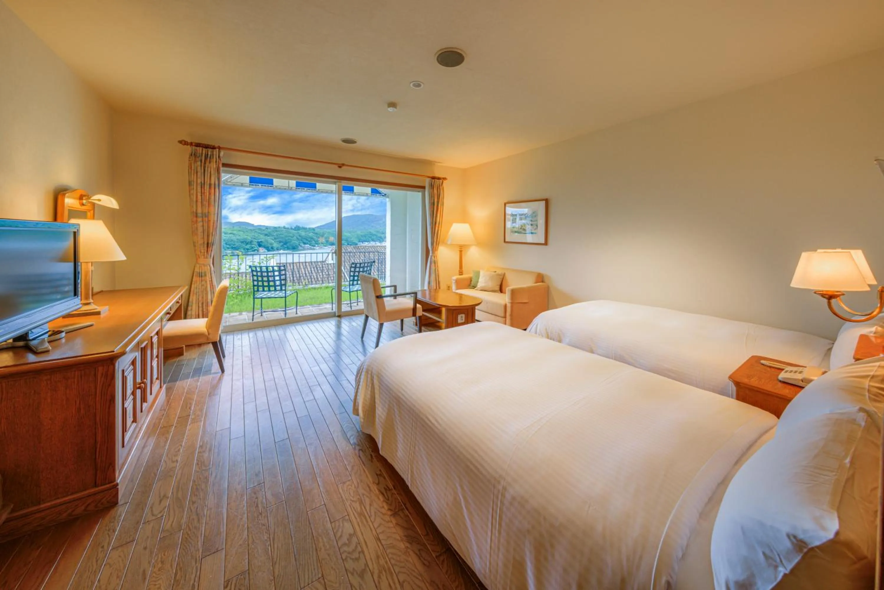 Bed in Miyako Resort Shima Bayside Terrace