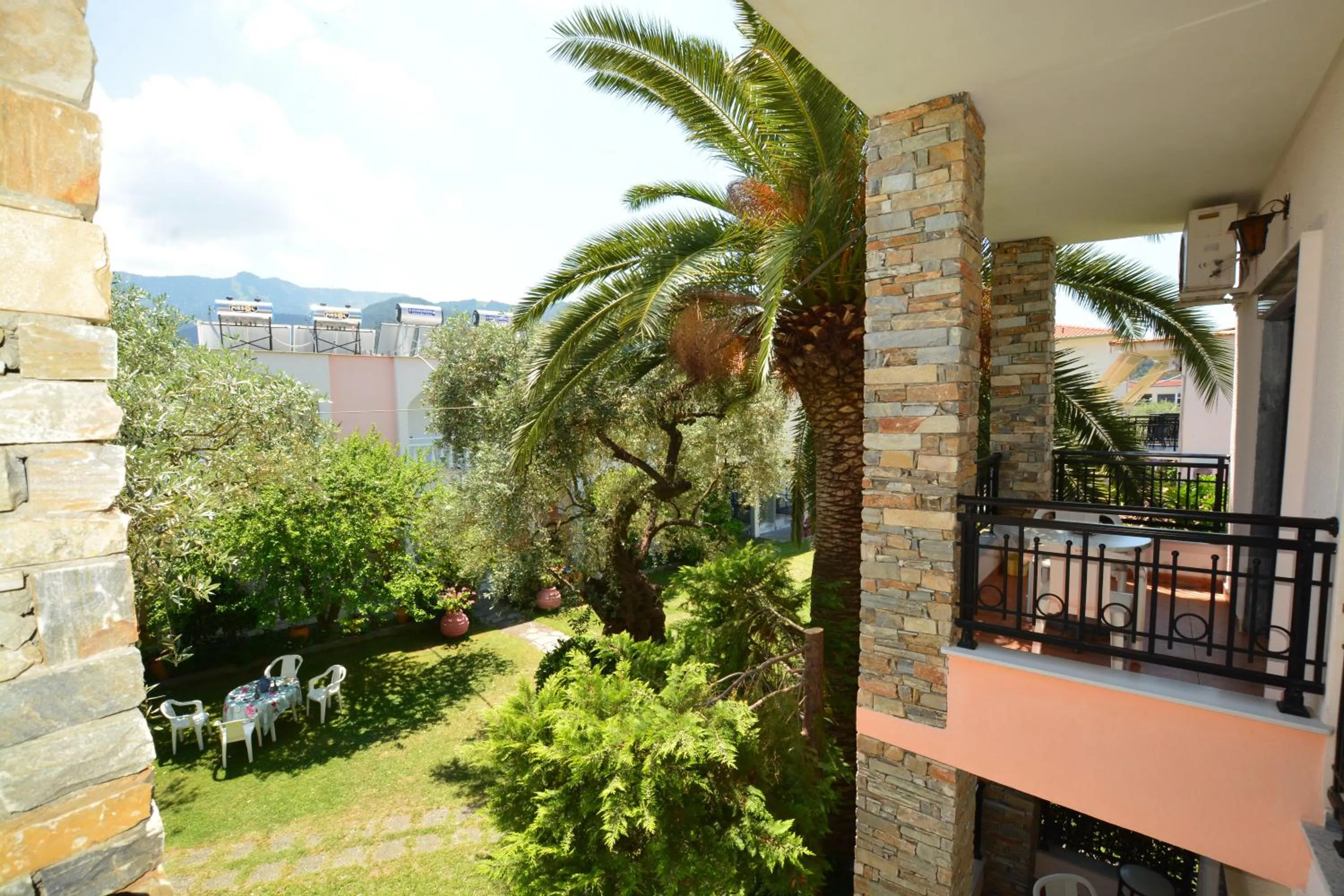 Balcony/Terrace in Villa Eden