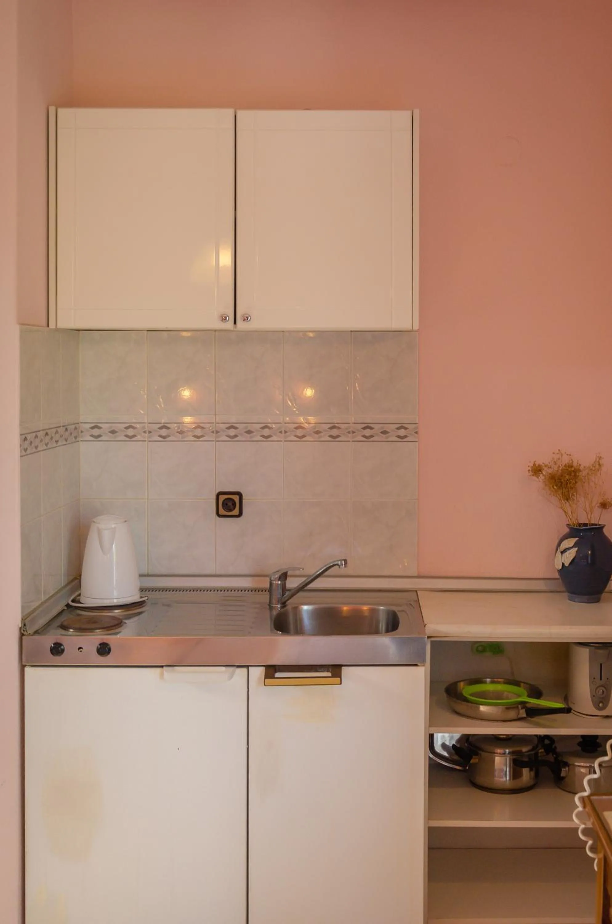 Kitchen or kitchenette in Villa Eden