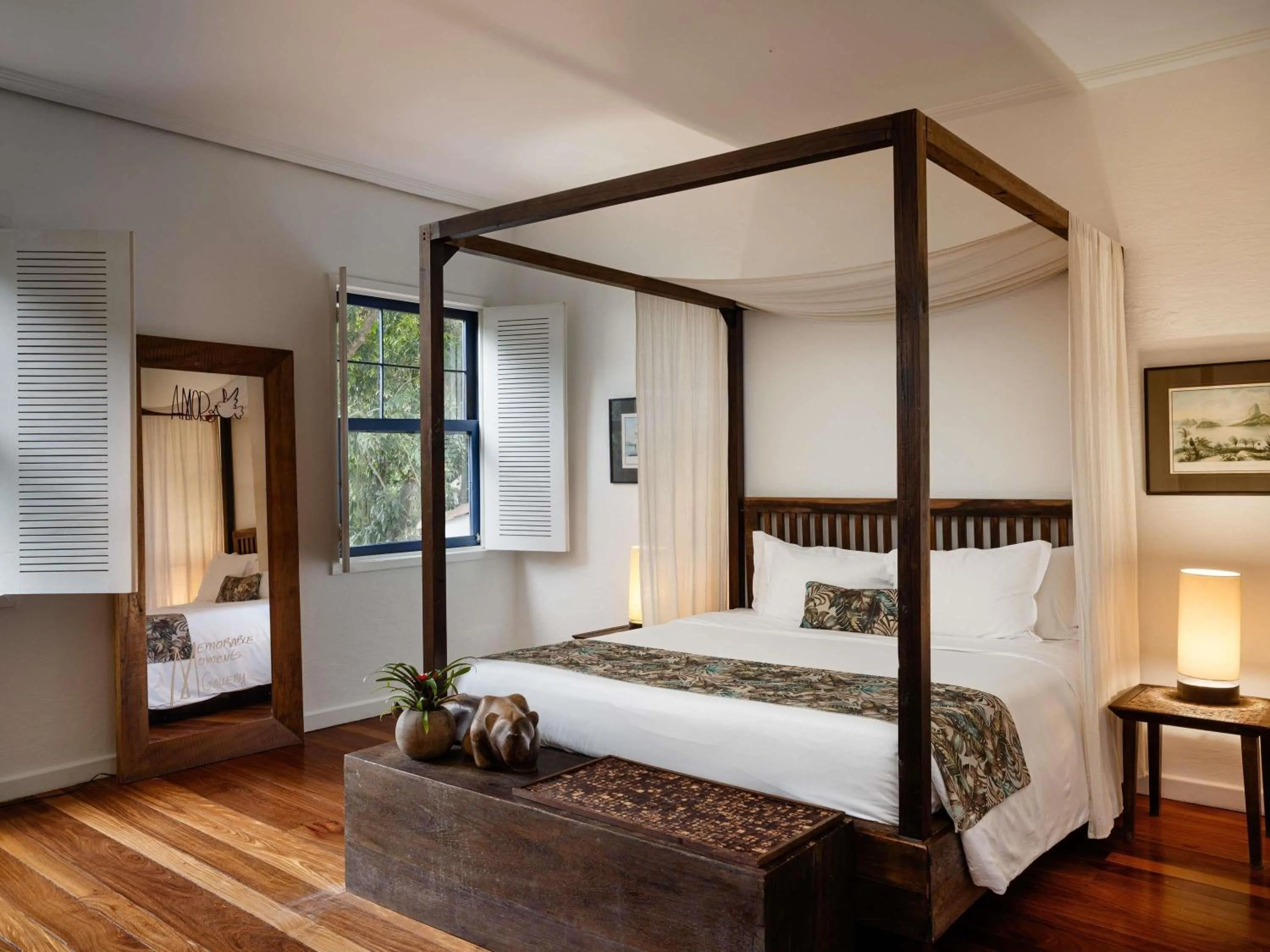 Bedroom, Bed in Santa Teresa Hotel Rio de Janeiro - MGallery Collection
