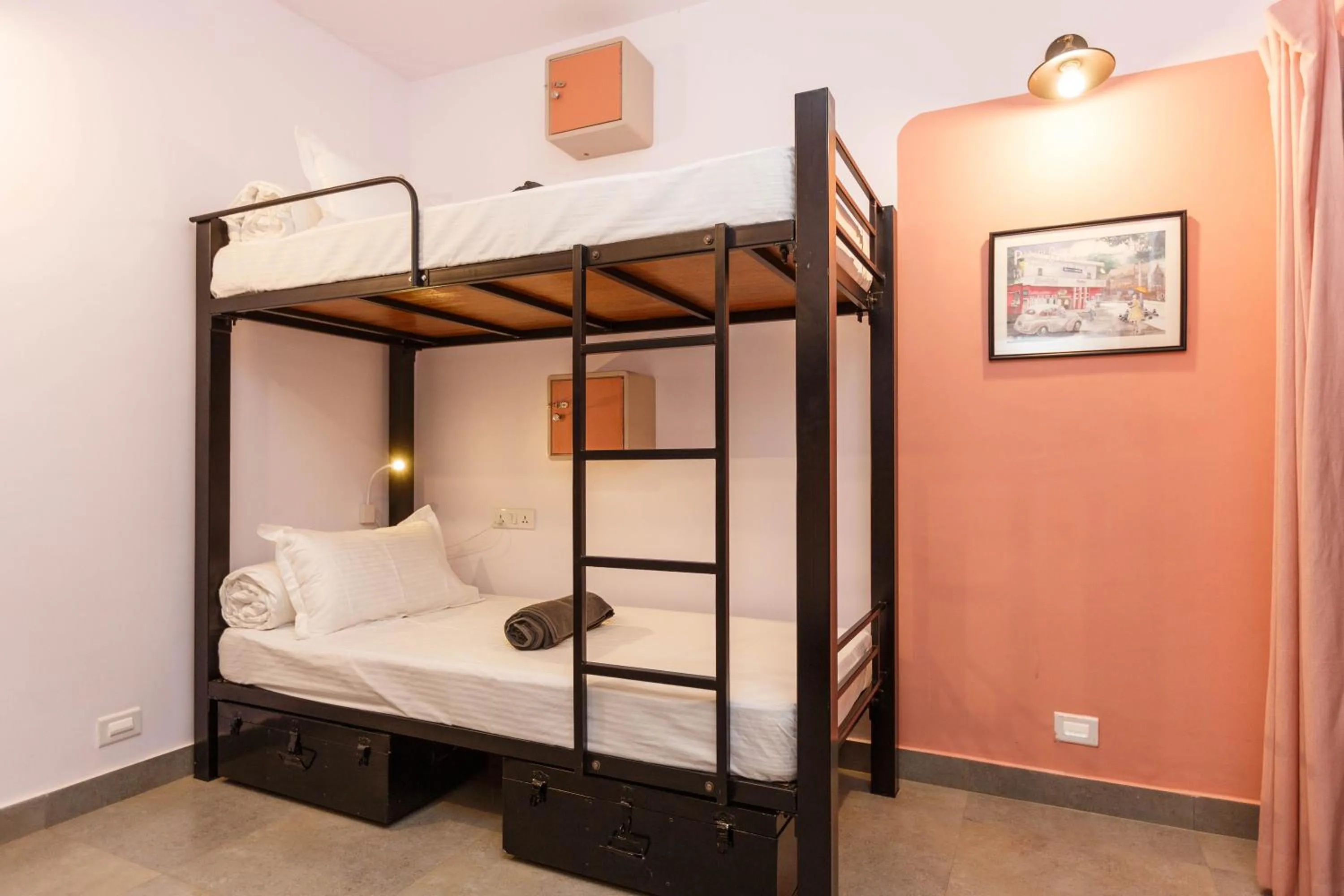 bunk bed, Bed in Locul Uptown - Near Bangalore Palace Grounds