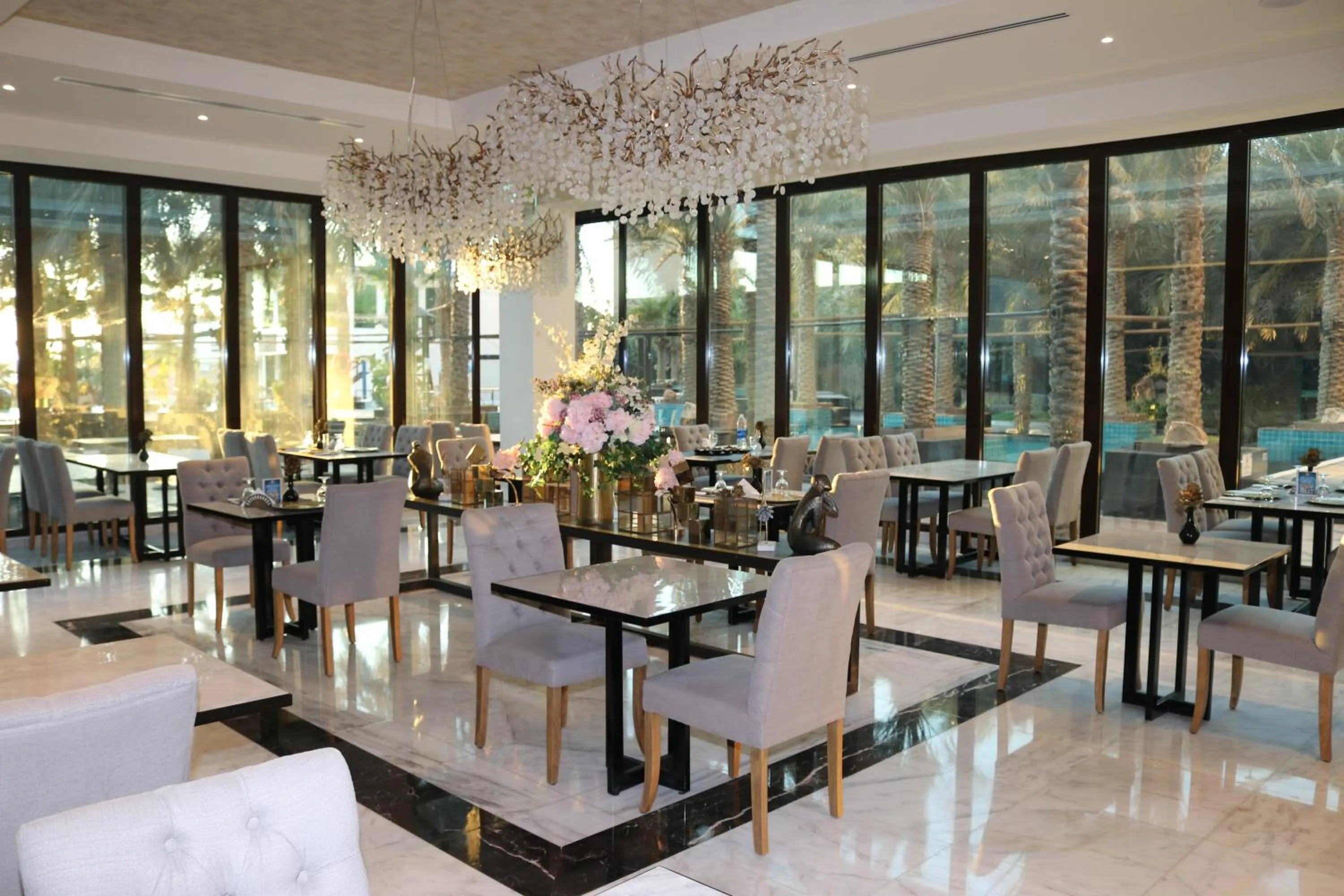 Restaurant/places to eat in Lagoona Beach Luxury Resort and Spa