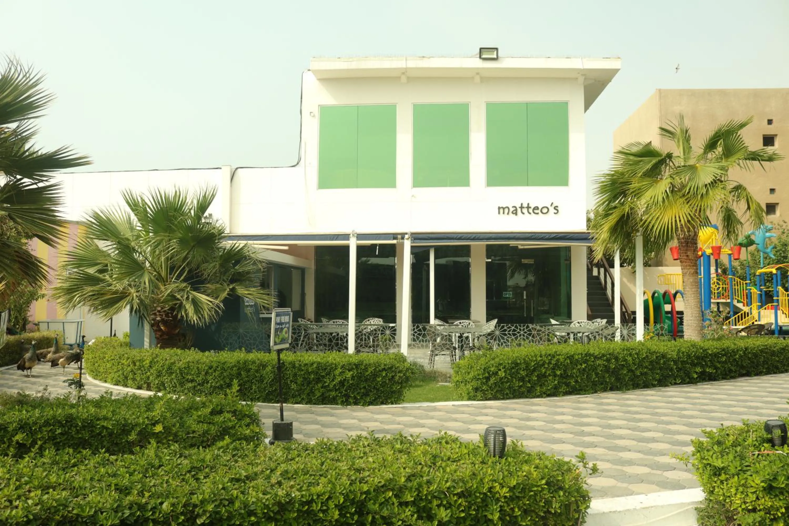 Restaurant/places to eat in Lagoona Beach Luxury Resort and Spa