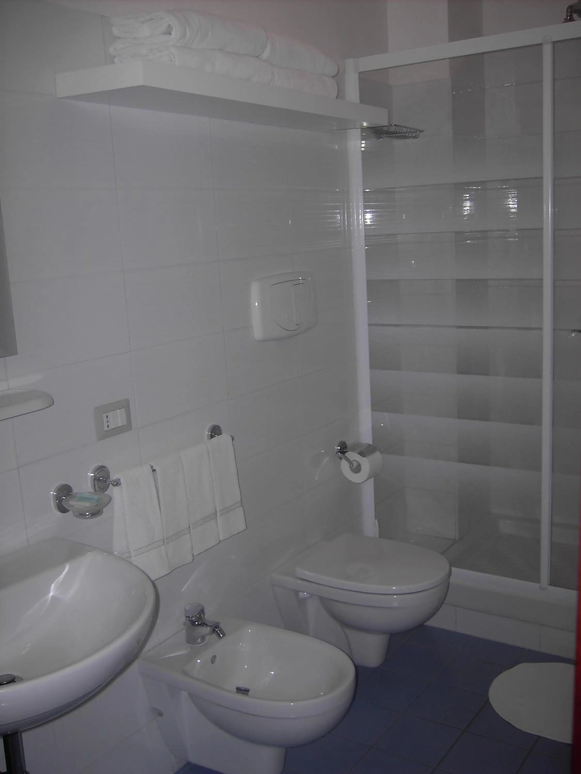 Bathroom in Etna Inn