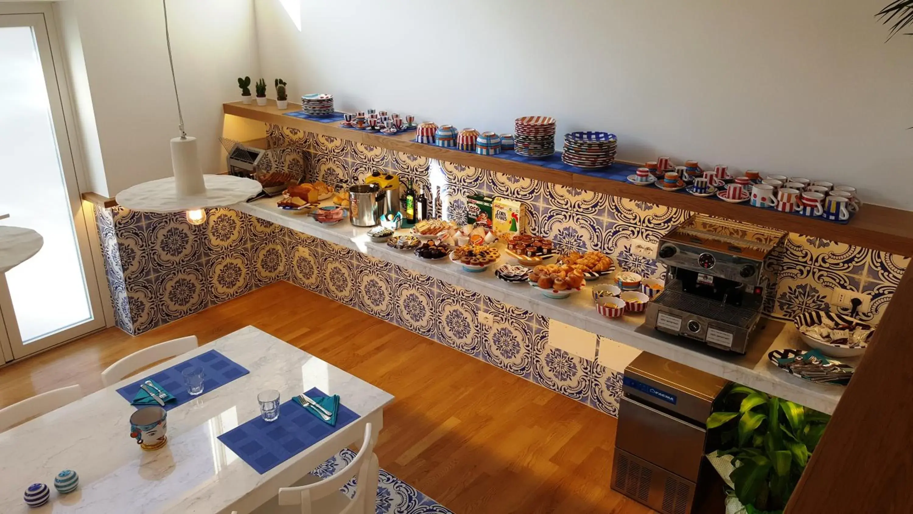 Restaurant/places to eat in Maison Kalea Restaurant/places to eat in Maison Kalea