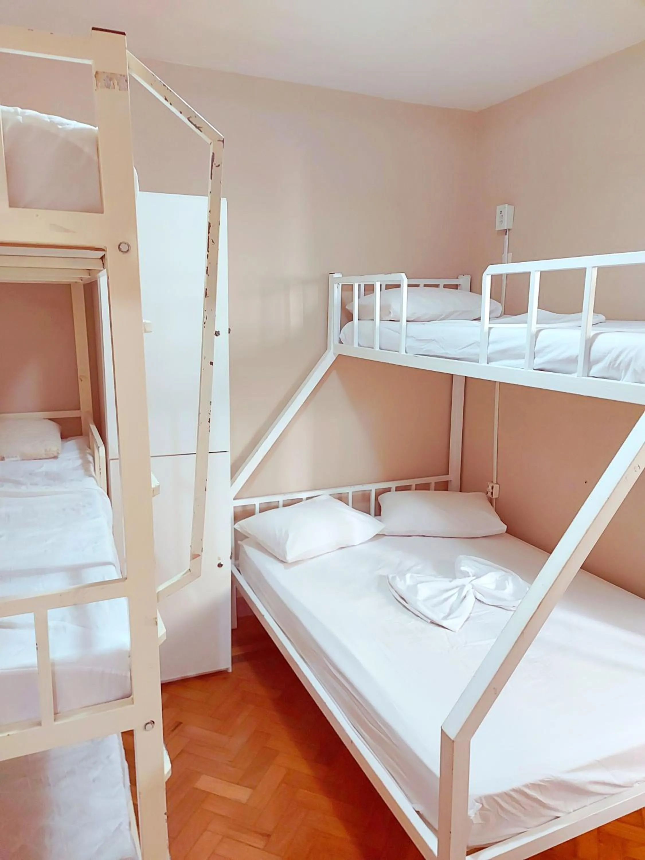 Photo of the whole room, Bed in Solar Hostel Beach Copacabana