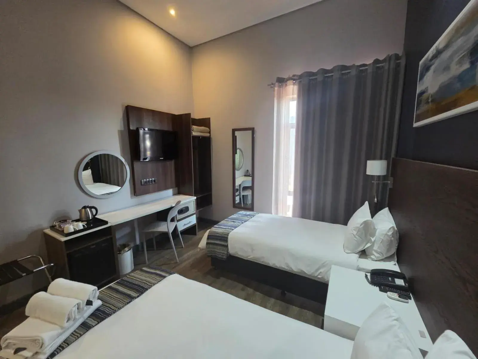 Twin Room - single occupancy in Kathu Hotel Twin Room - single occupancy in Kathu Hotel