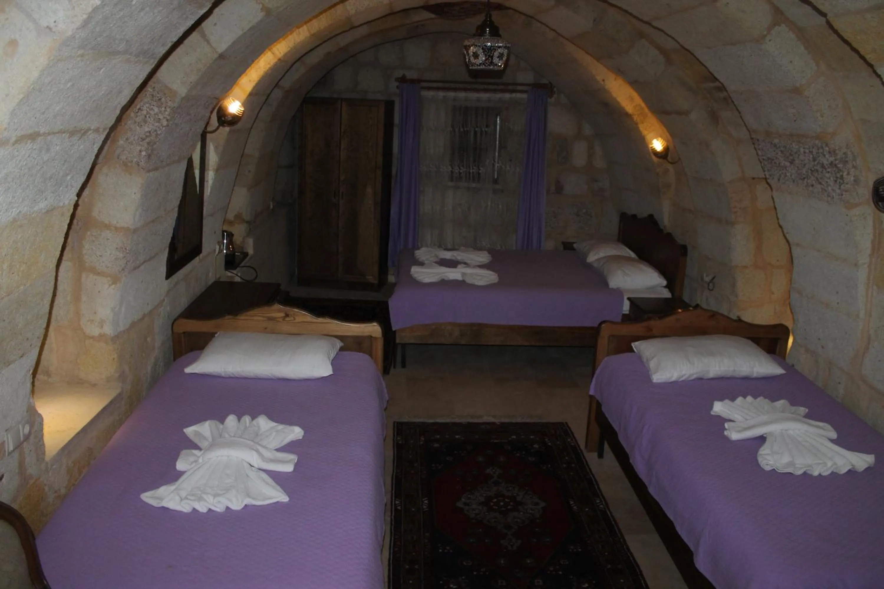 Family, Bed in Relic House