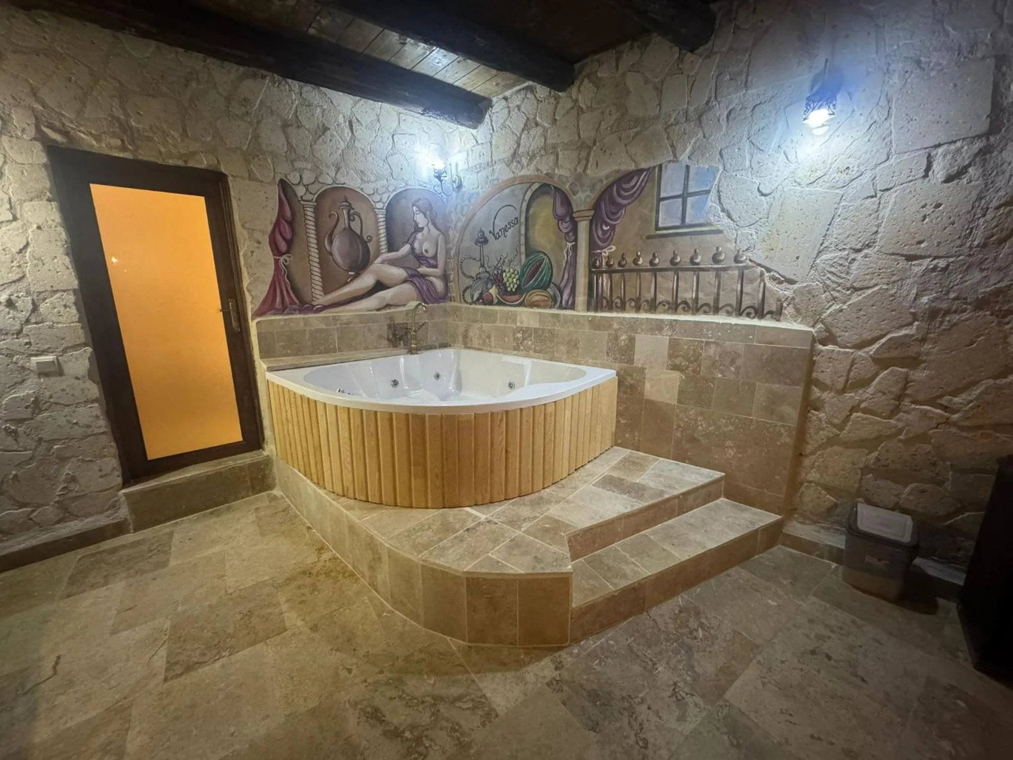 Bathroom in Vanessa Cave Hotel