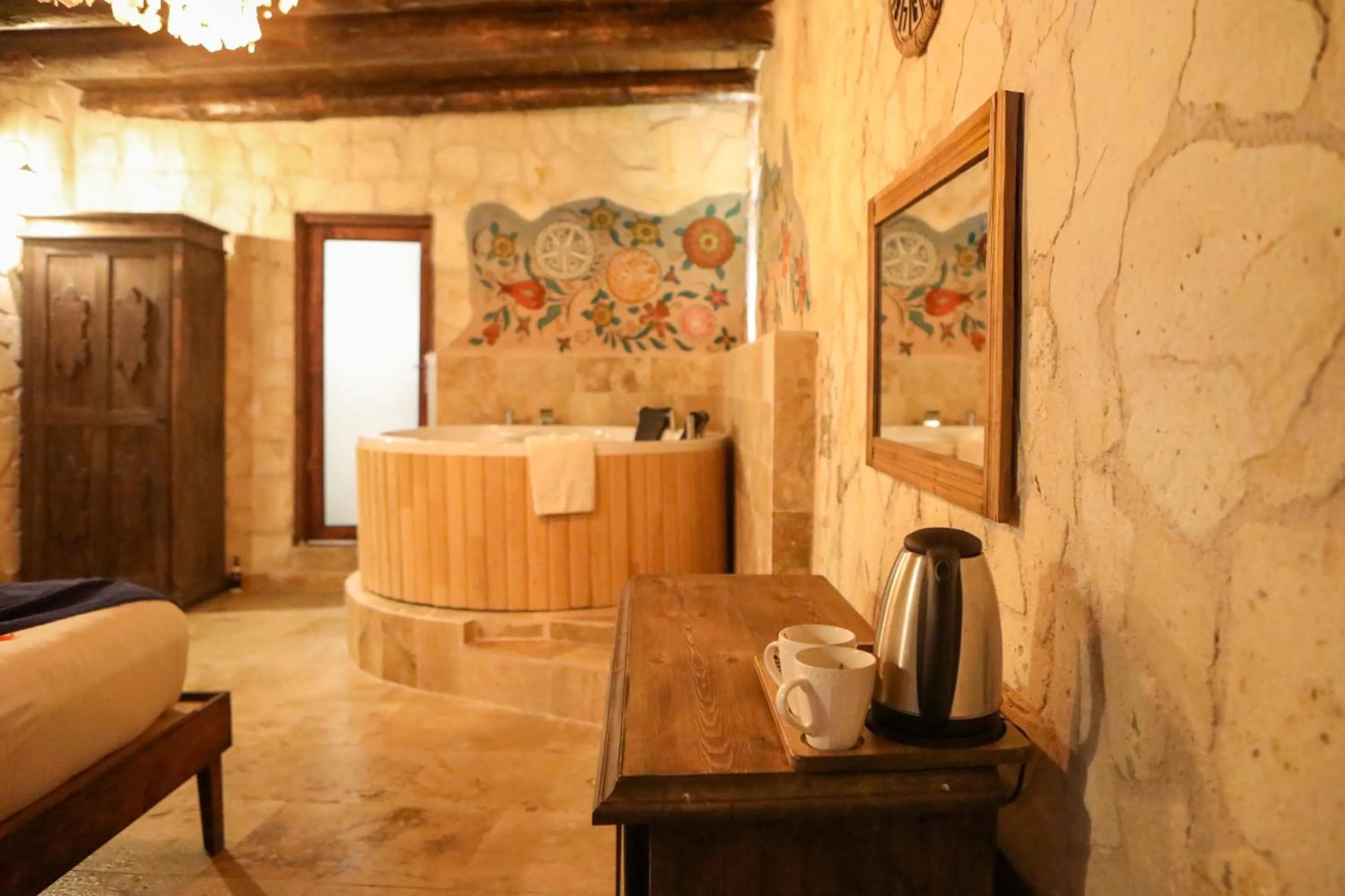 Vanessa Cave Hotel