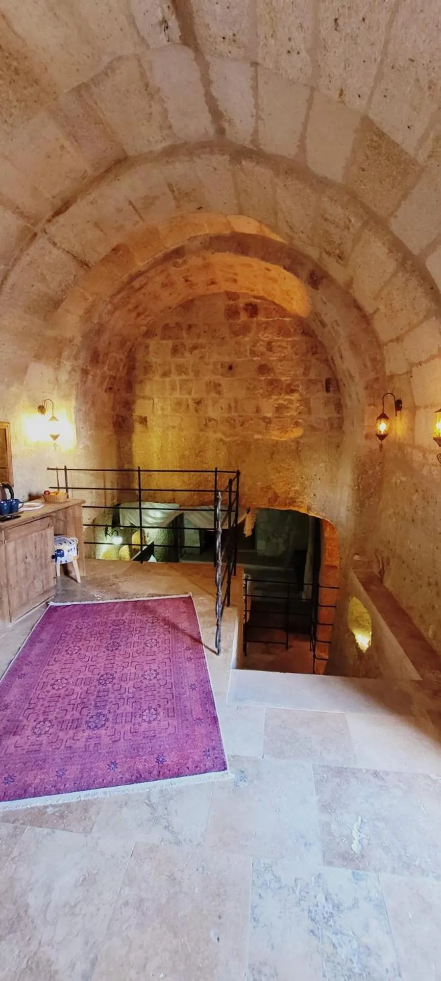 Bed in Vanessa Cave Hotel