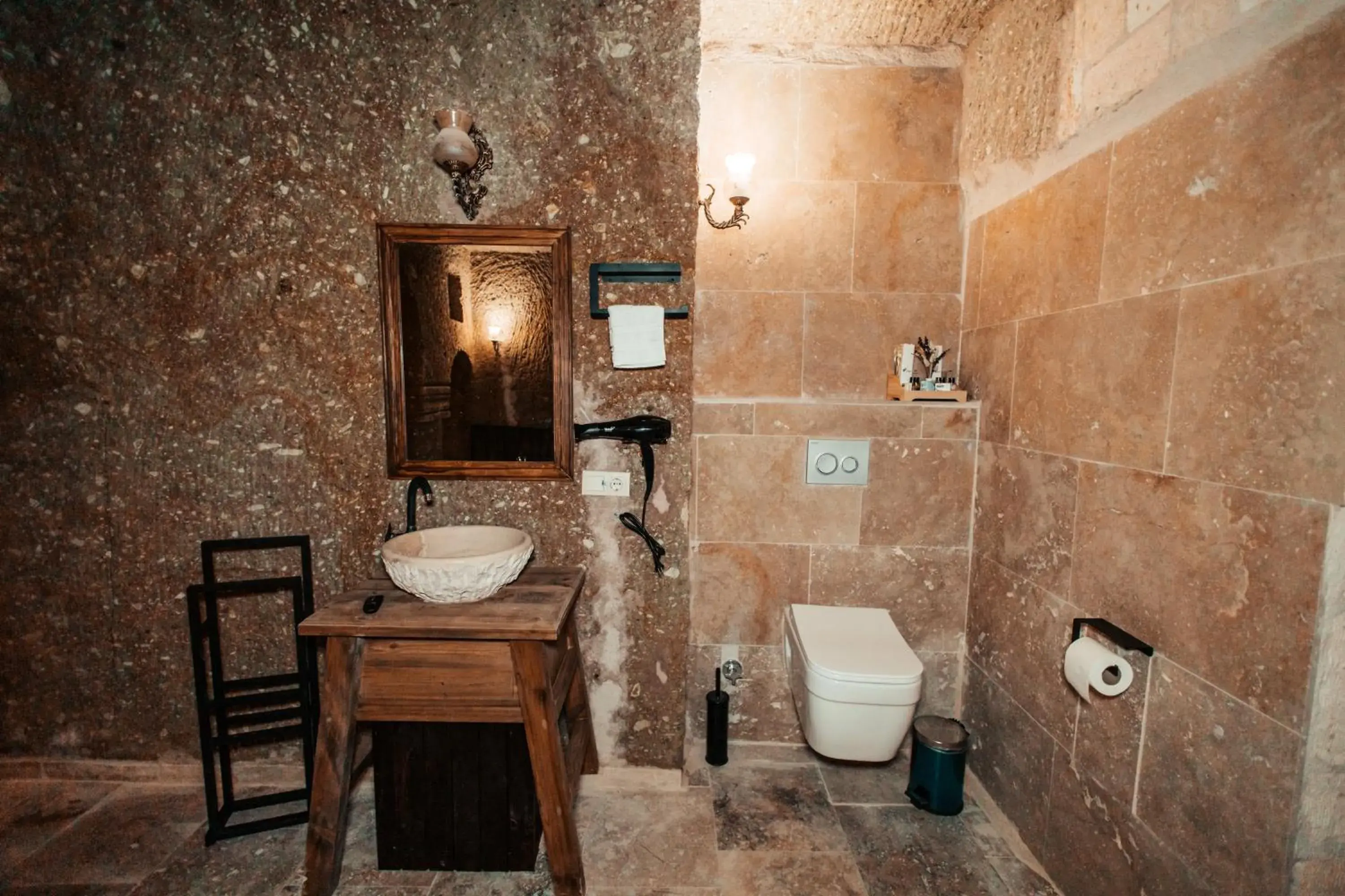 King Room in Vanessa Cave Hotel King Room in Vanessa Cave Hotel
