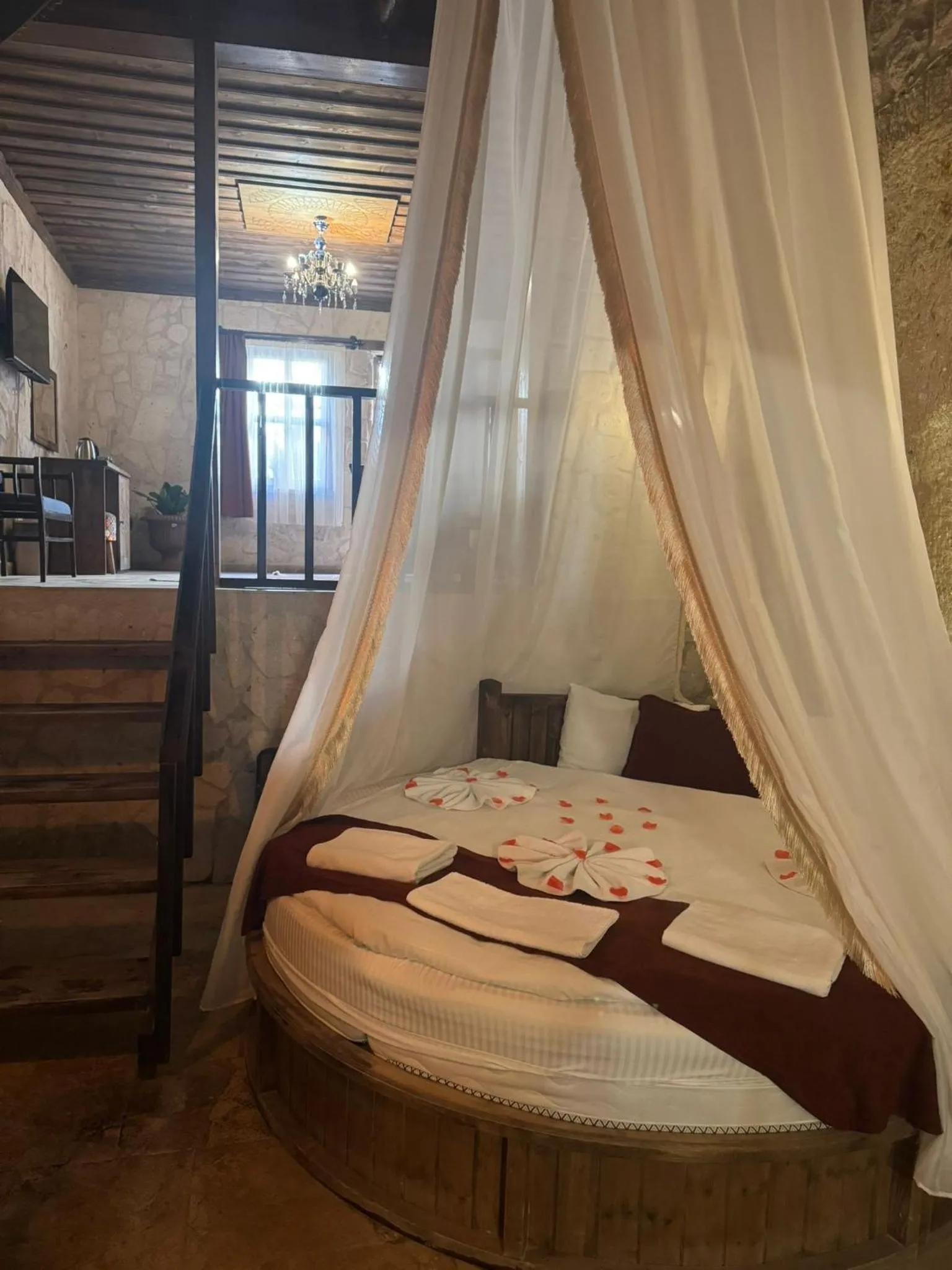 Bed in Vanessa Cave Hotel