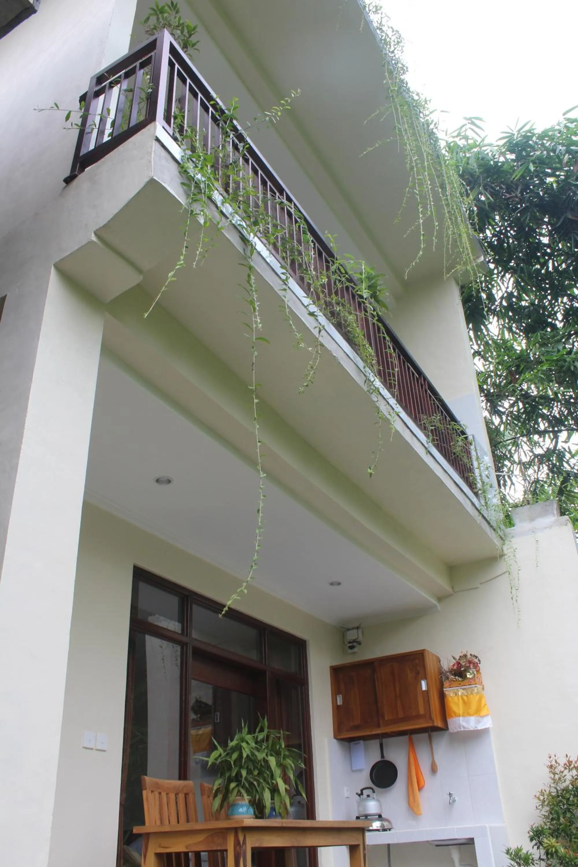Property building in Manwarsa Guest House