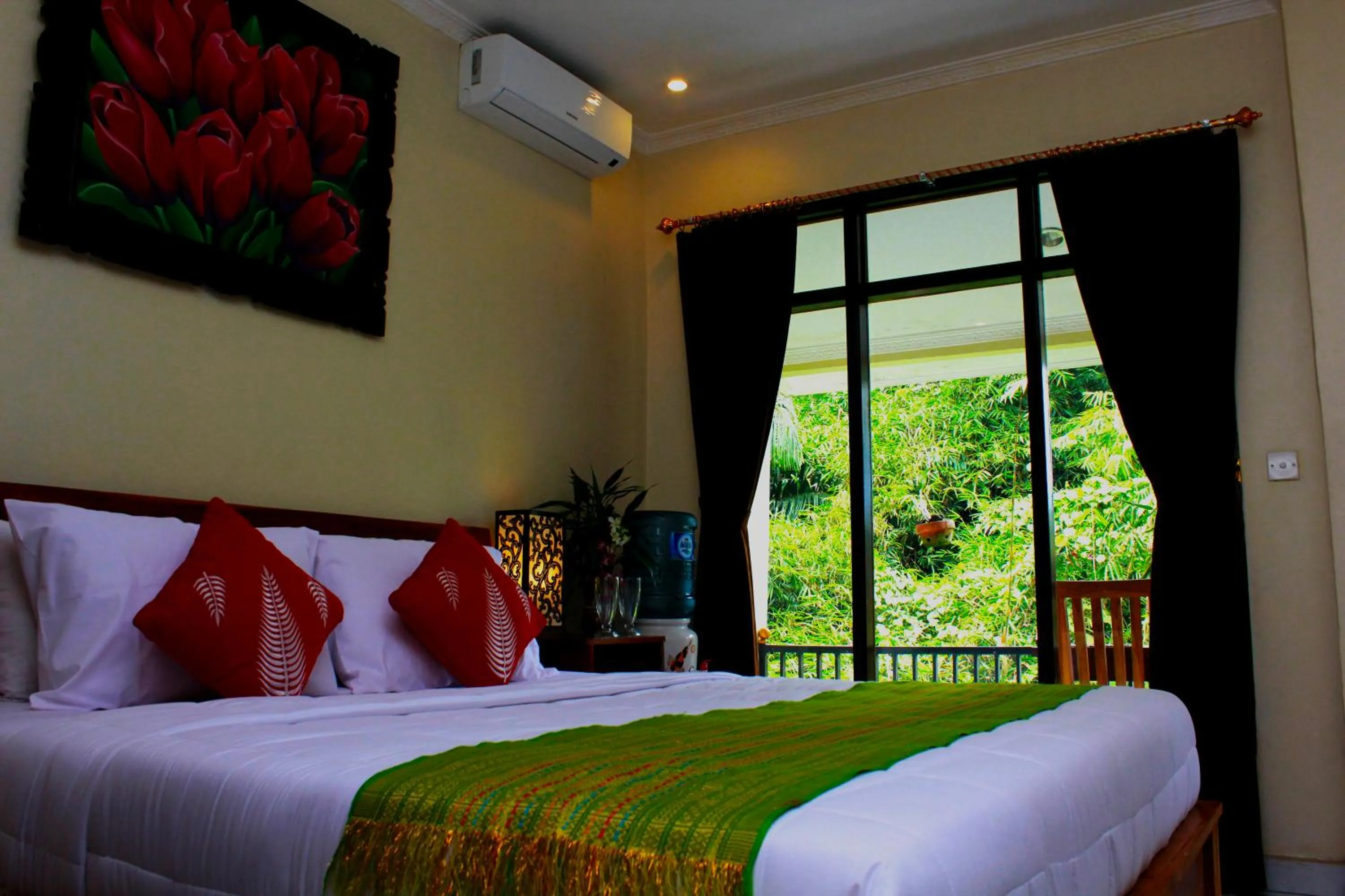 Bed in Manwarsa Guest House