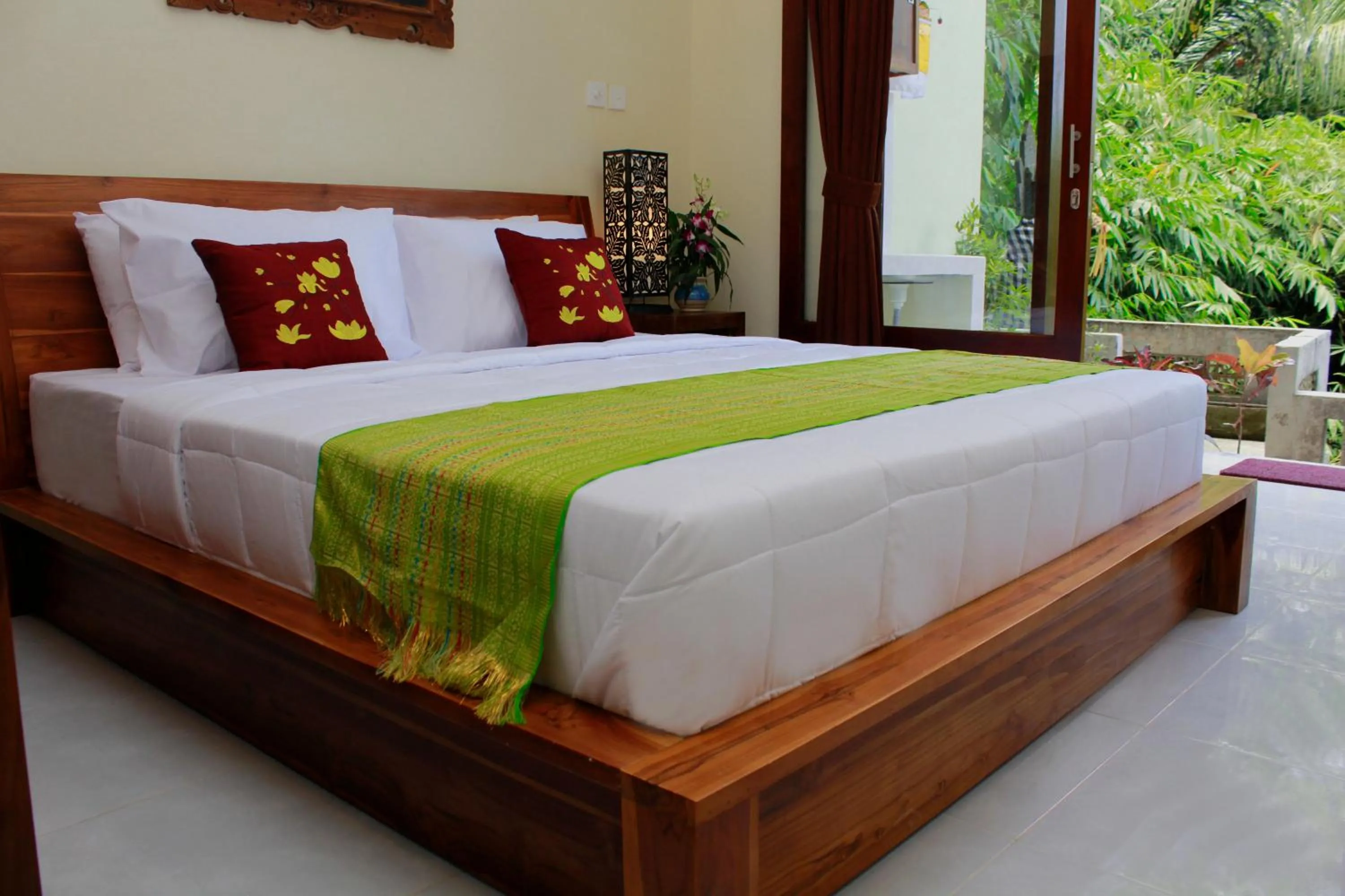 Bed in Manwarsa Guest House