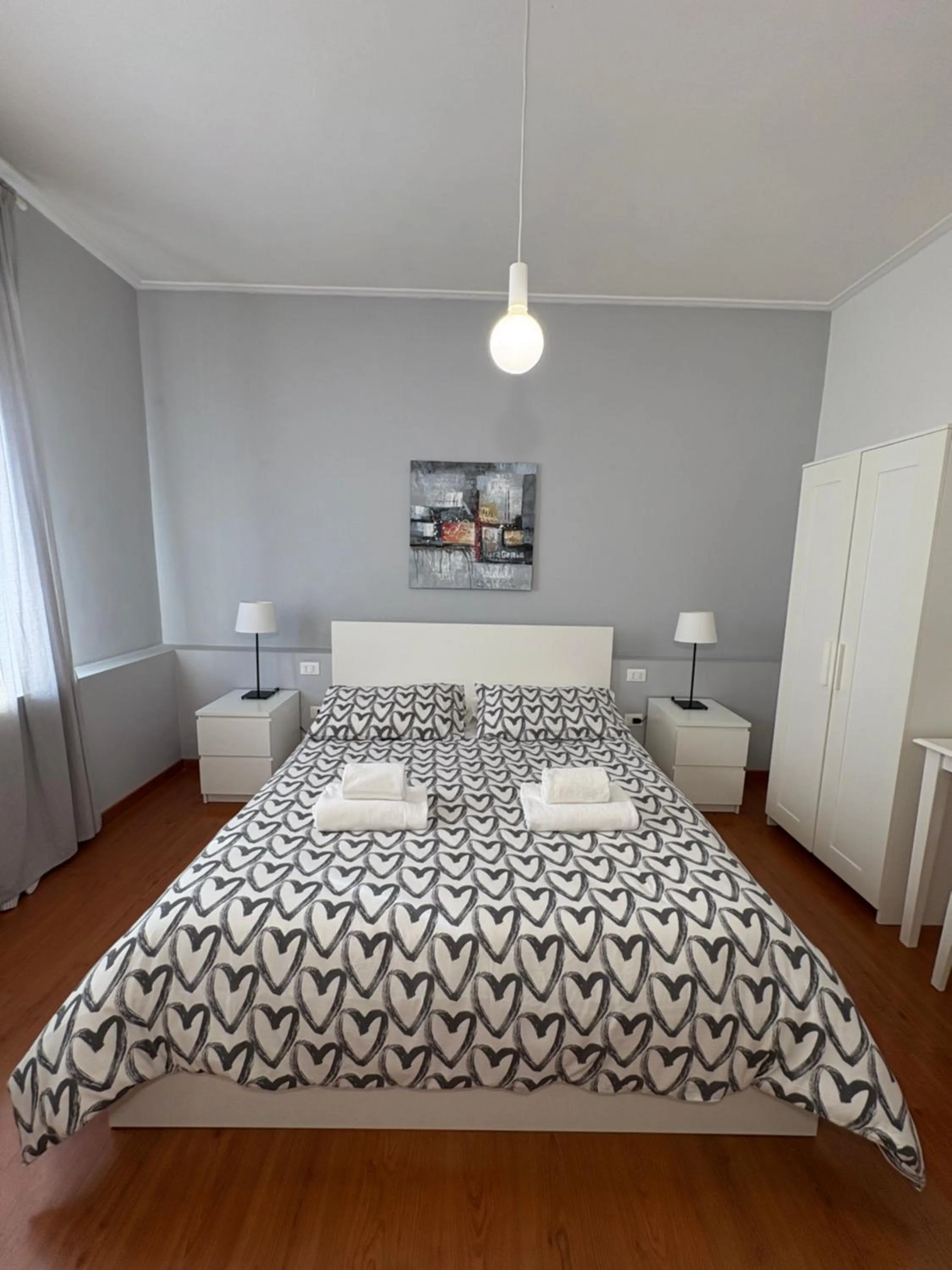 Bed in Delle Rose Rooms - Le Arche Verona