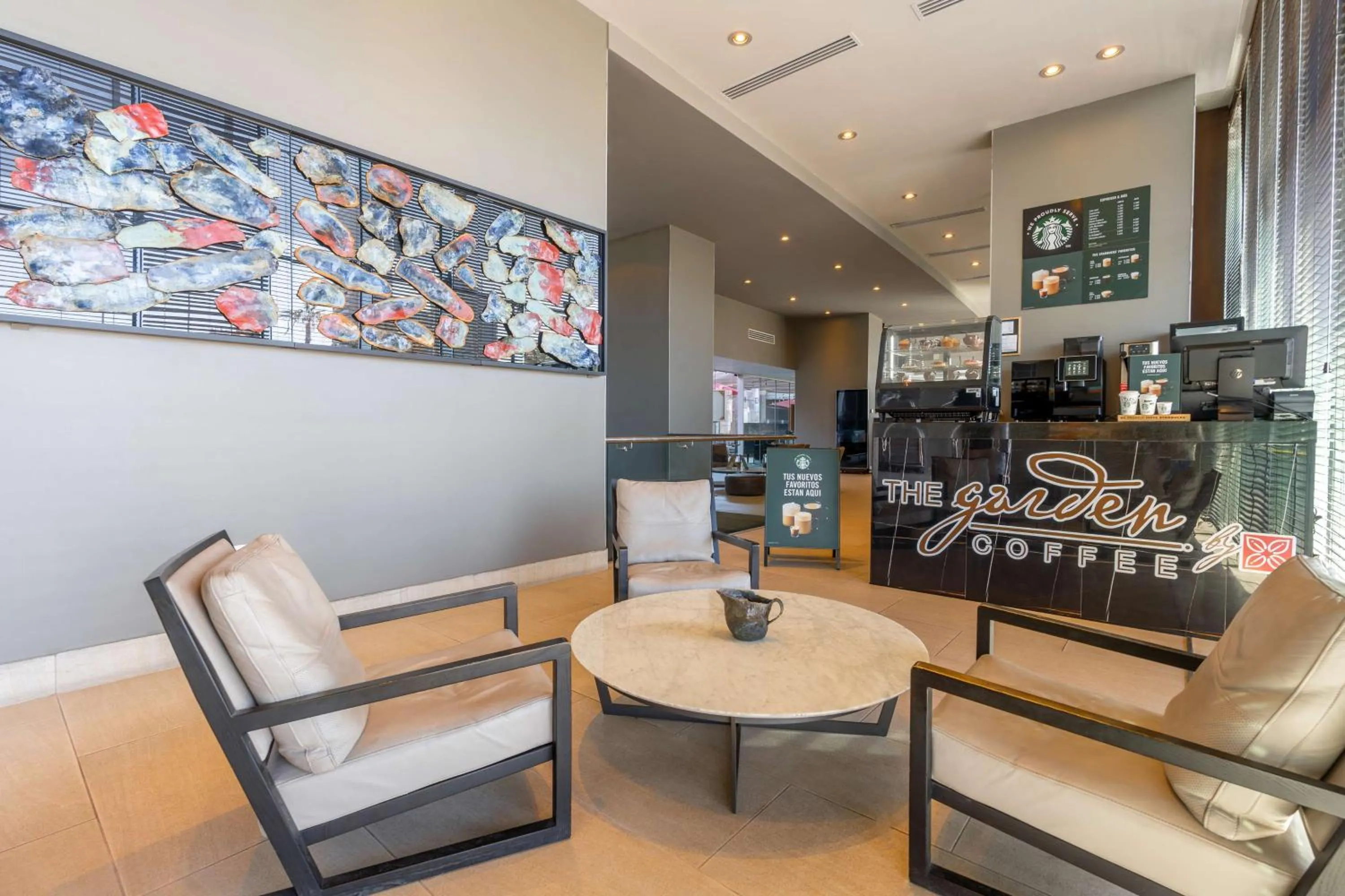 Restaurant/places to eat in Hilton Garden Inn Iquique