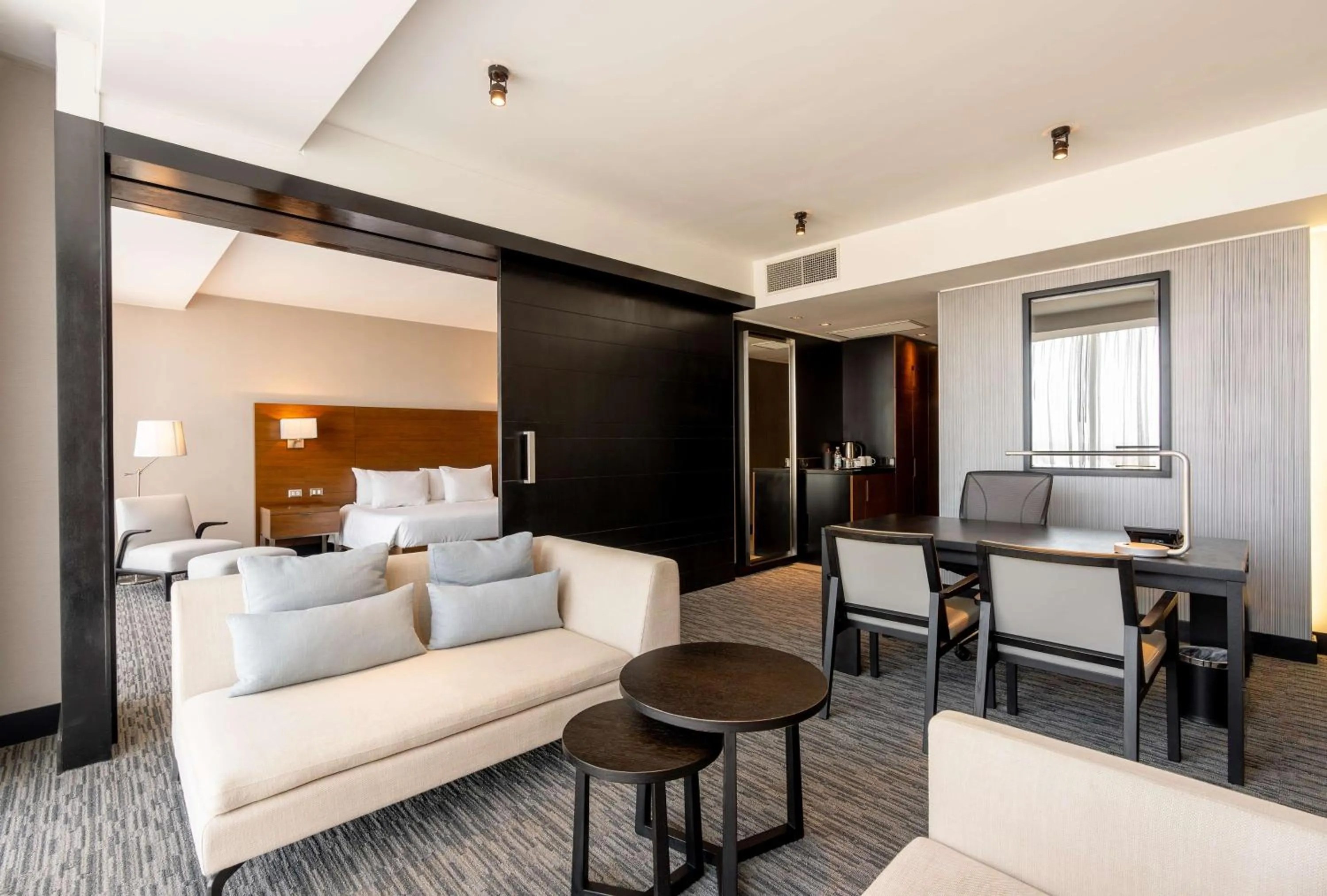 Bedroom, Bed in Hilton Garden Inn Iquique