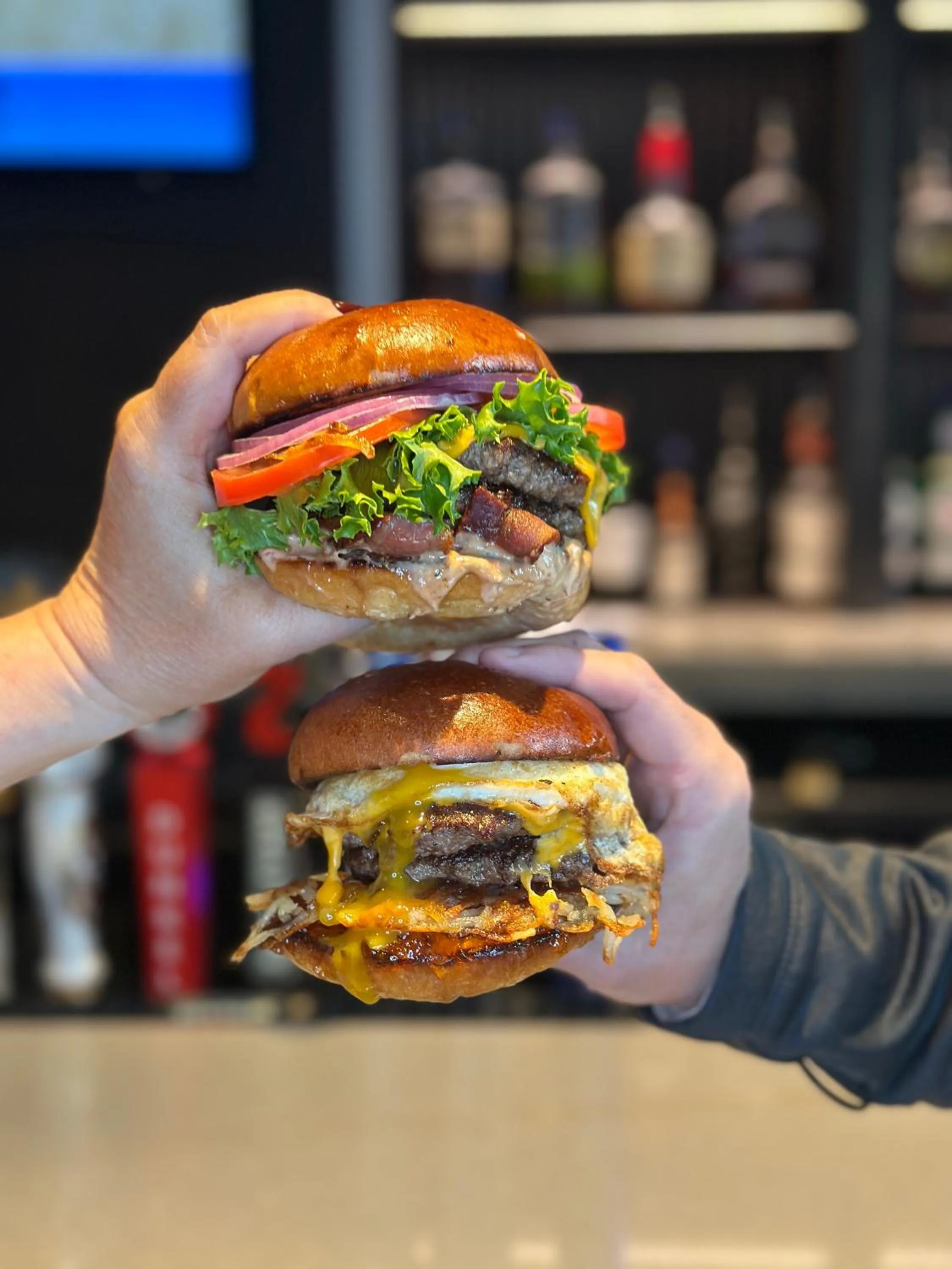 Restaurant/places to eat in Embassy Suites by Hilton Kansas City Olathe